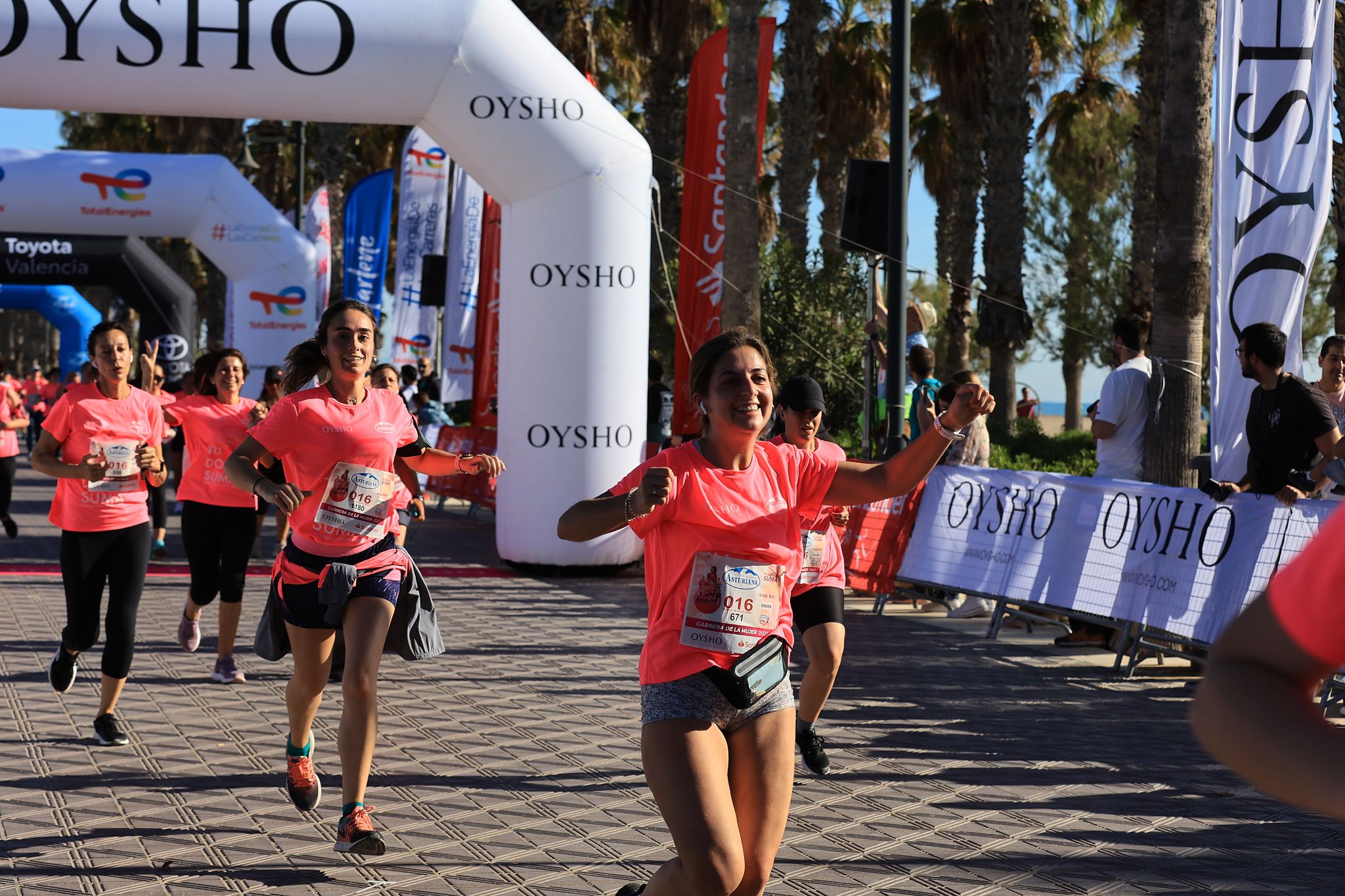 Las mejores fotos de la Carrera de la Mujer Central Lechera Asturiana de Valencia. 0576