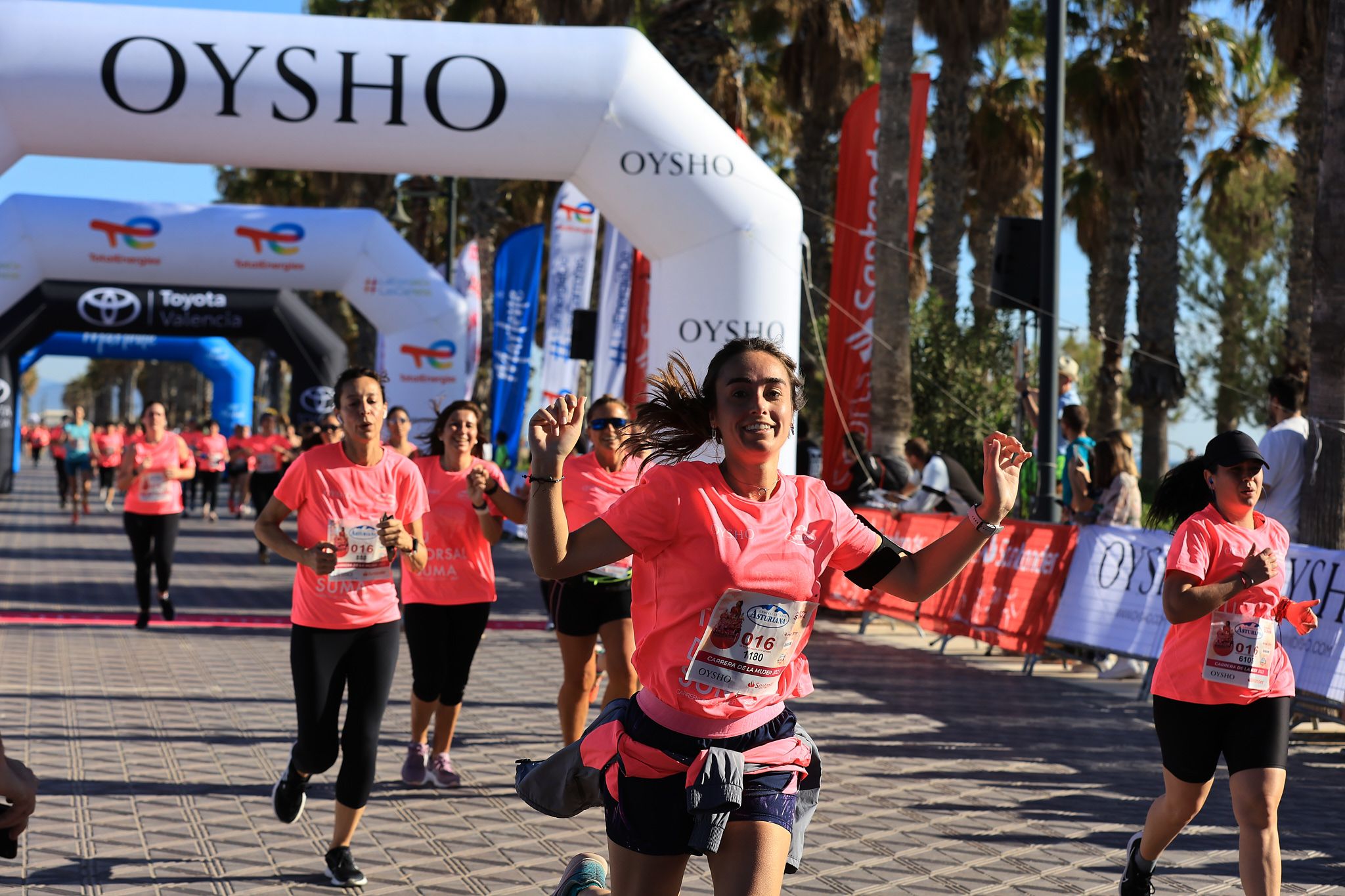 Las mejores fotos de la Carrera de la Mujer Central Lechera Asturiana de Valencia. 0577