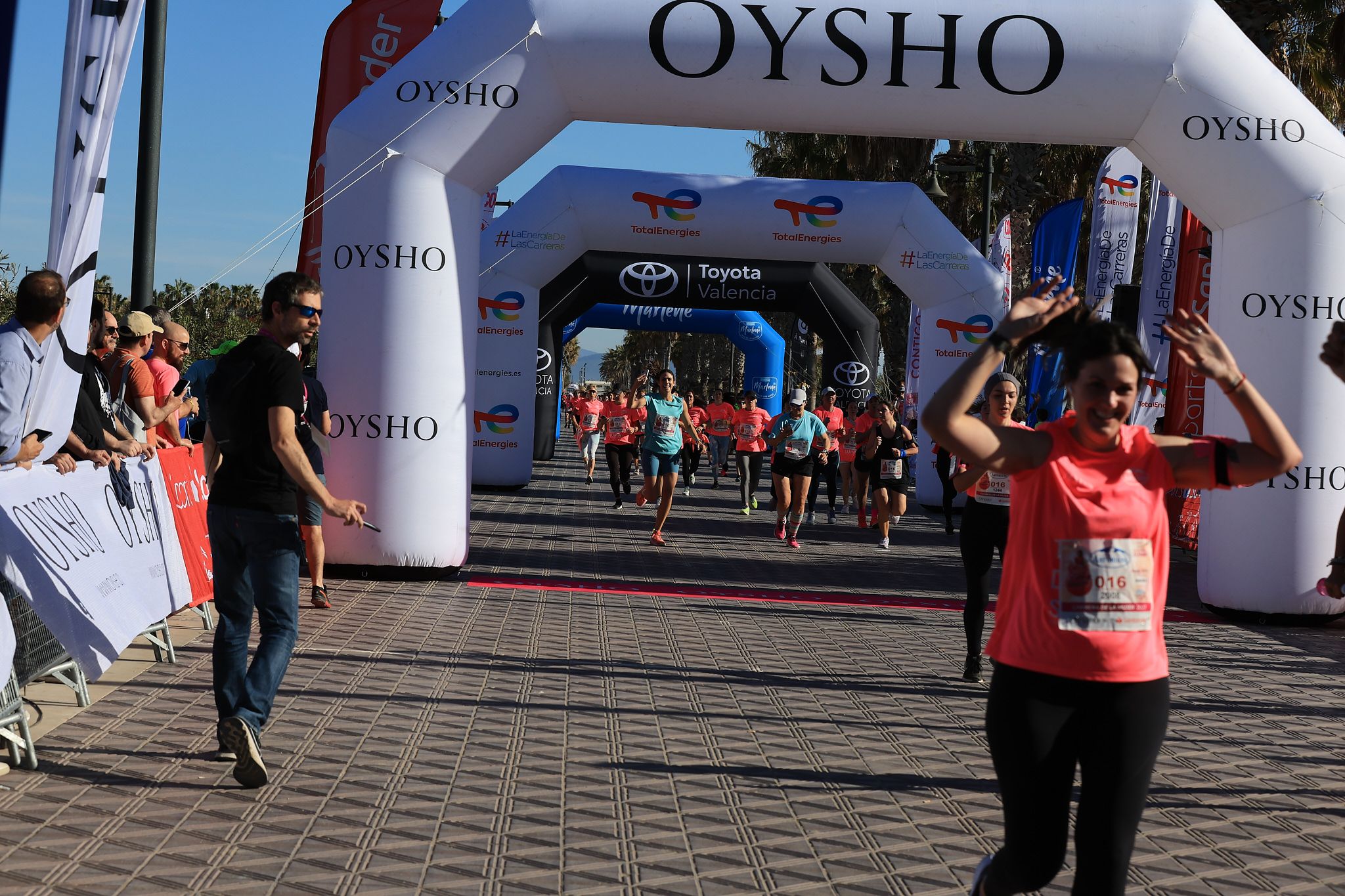 Las mejores fotos de la Carrera de la Mujer Central Lechera Asturiana de Valencia. 0581