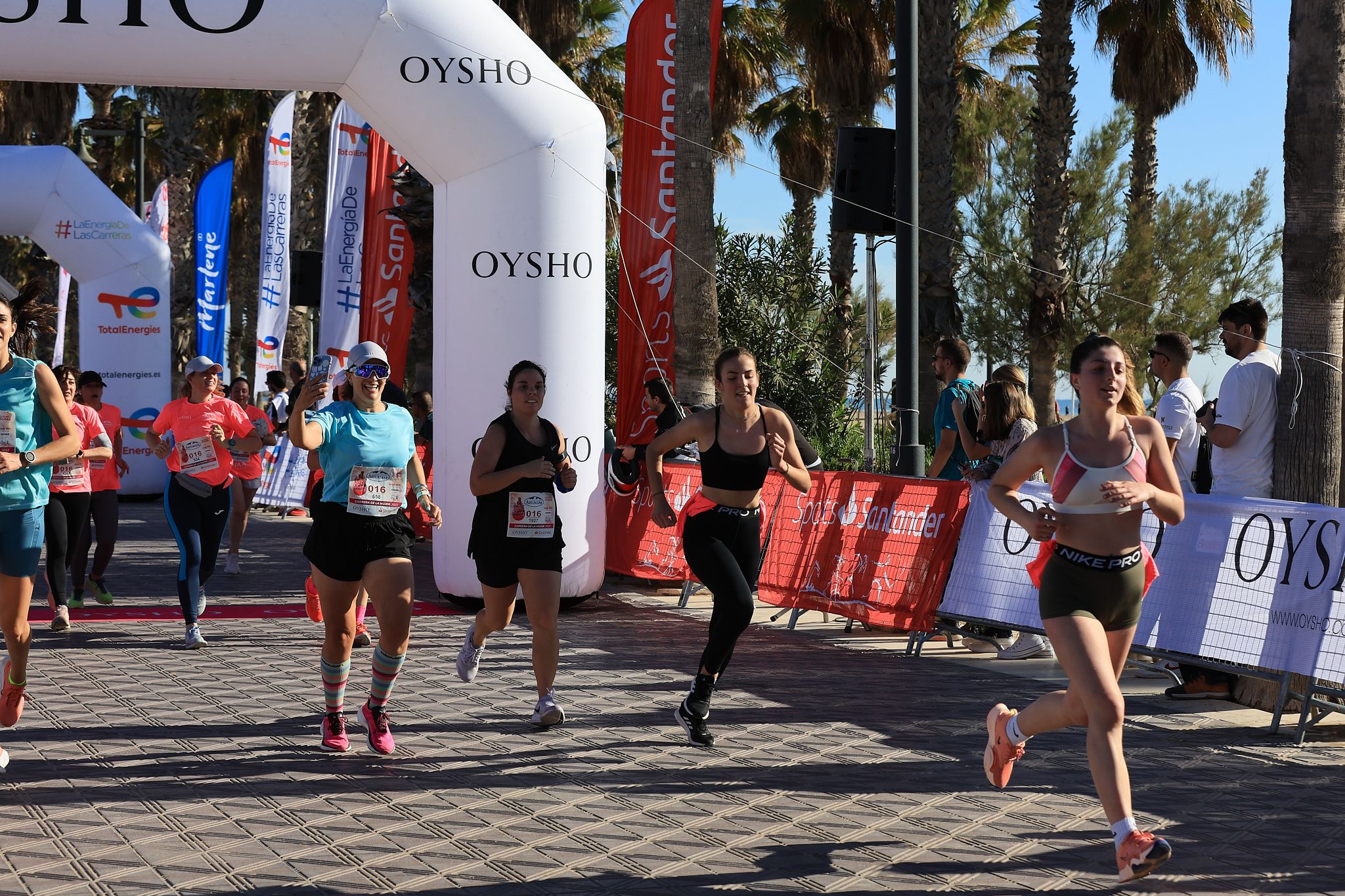 Las mejores fotos de la Carrera de la Mujer Central Lechera Asturiana de Valencia. 0584