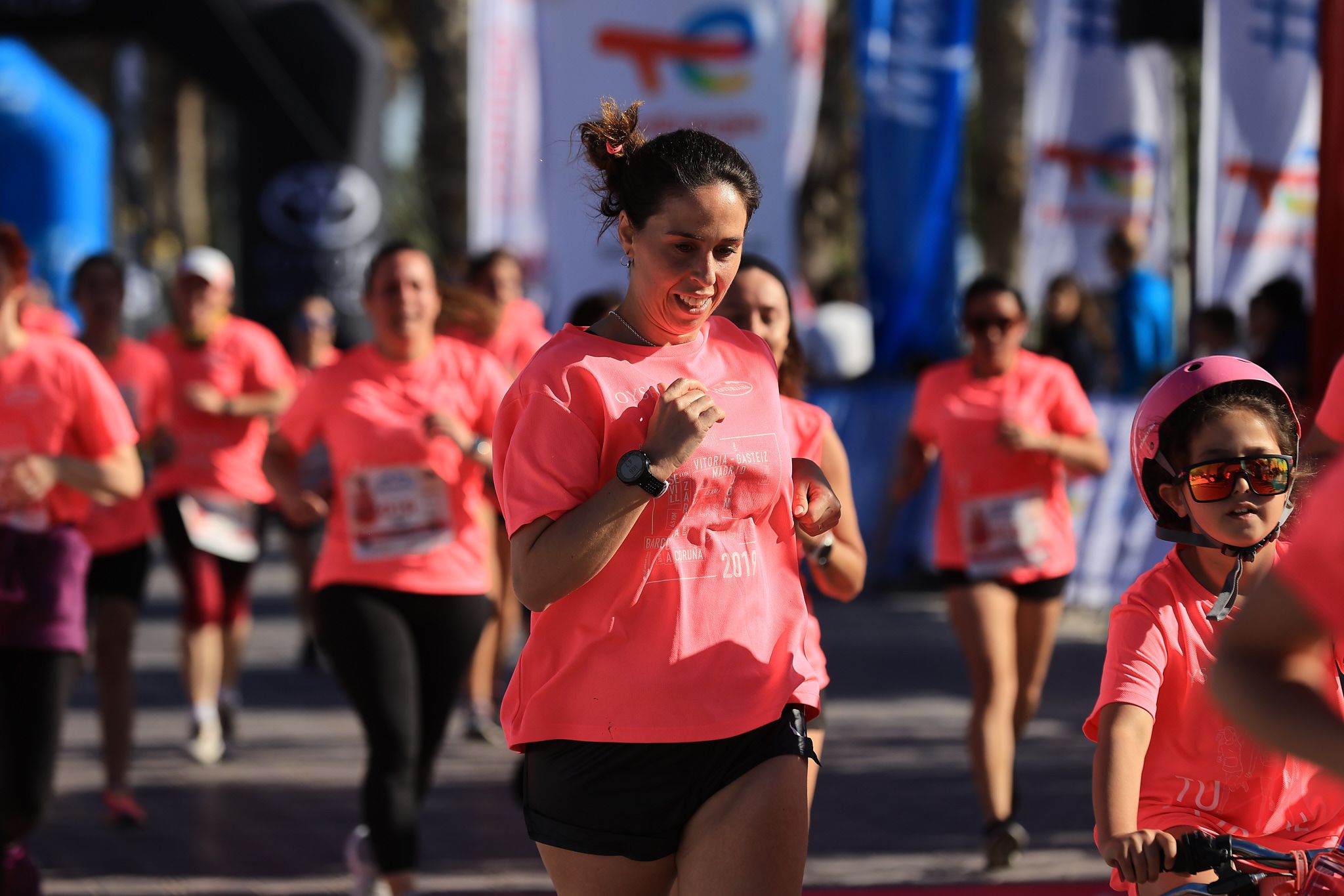 Las mejores fotos de la Carrera de la Mujer Central Lechera Asturiana de Valencia. 0789