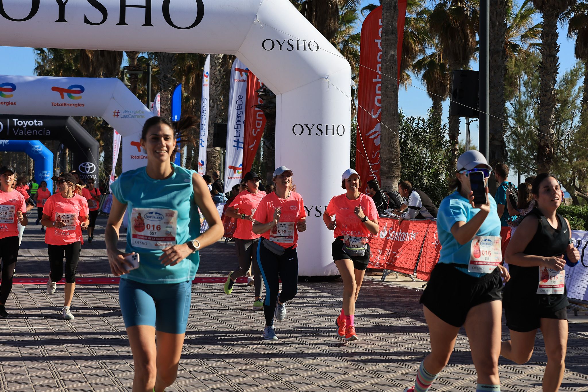 Las mejores fotos de la Carrera de la Mujer Central Lechera Asturiana de Valencia. 0586