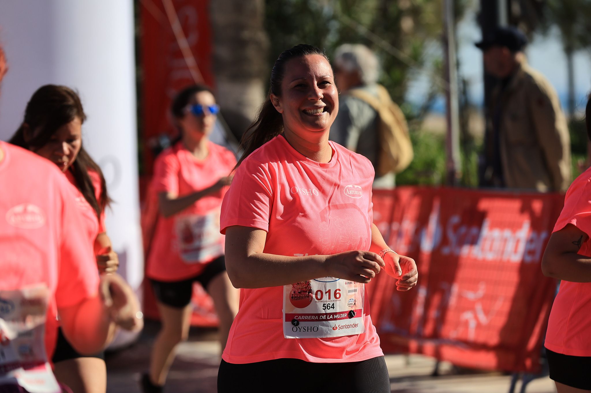 Las mejores fotos de la Carrera de la Mujer Central Lechera Asturiana de Valencia. 0791