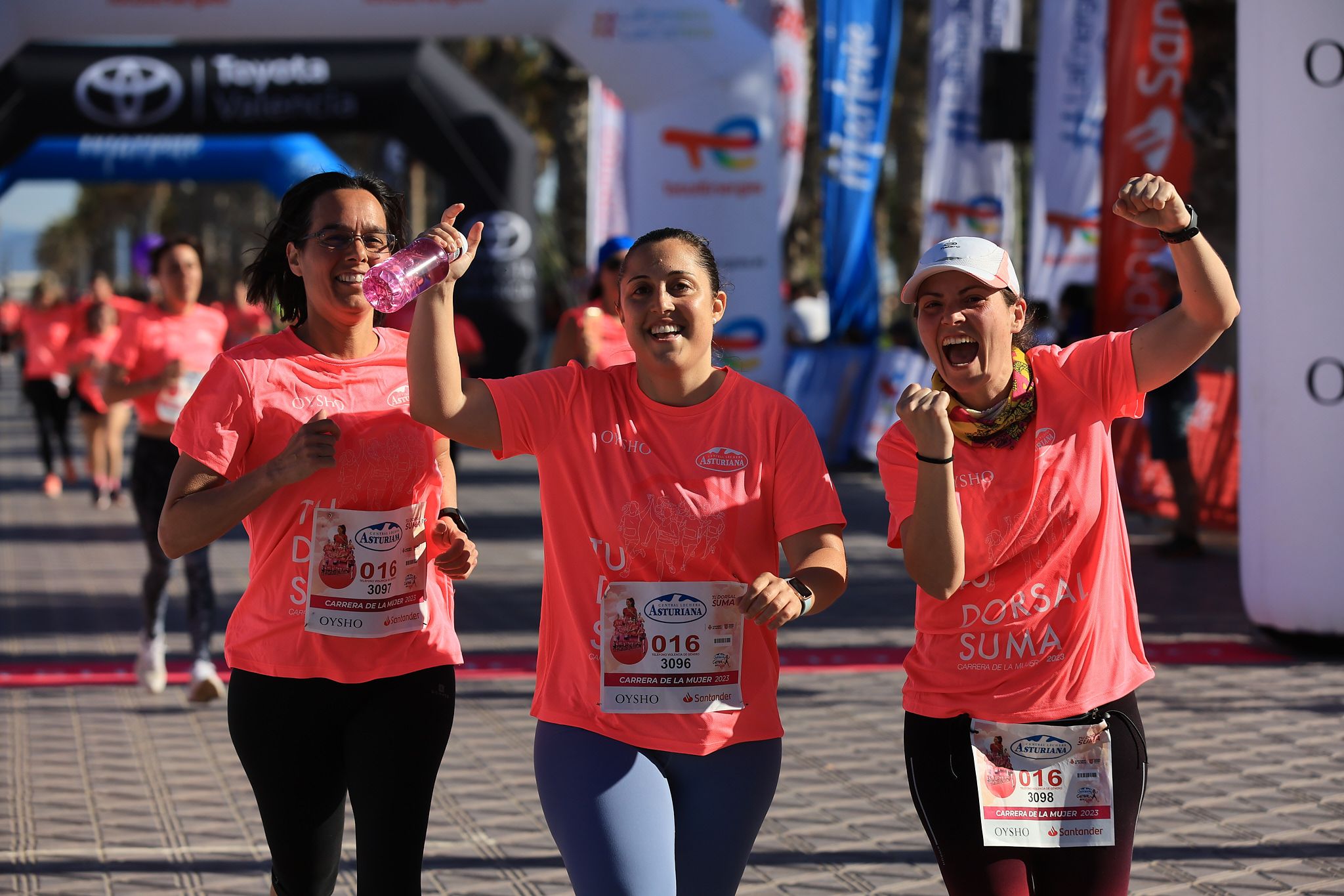 Las mejores fotos de la Carrera de la Mujer Central Lechera Asturiana de Valencia. 0792