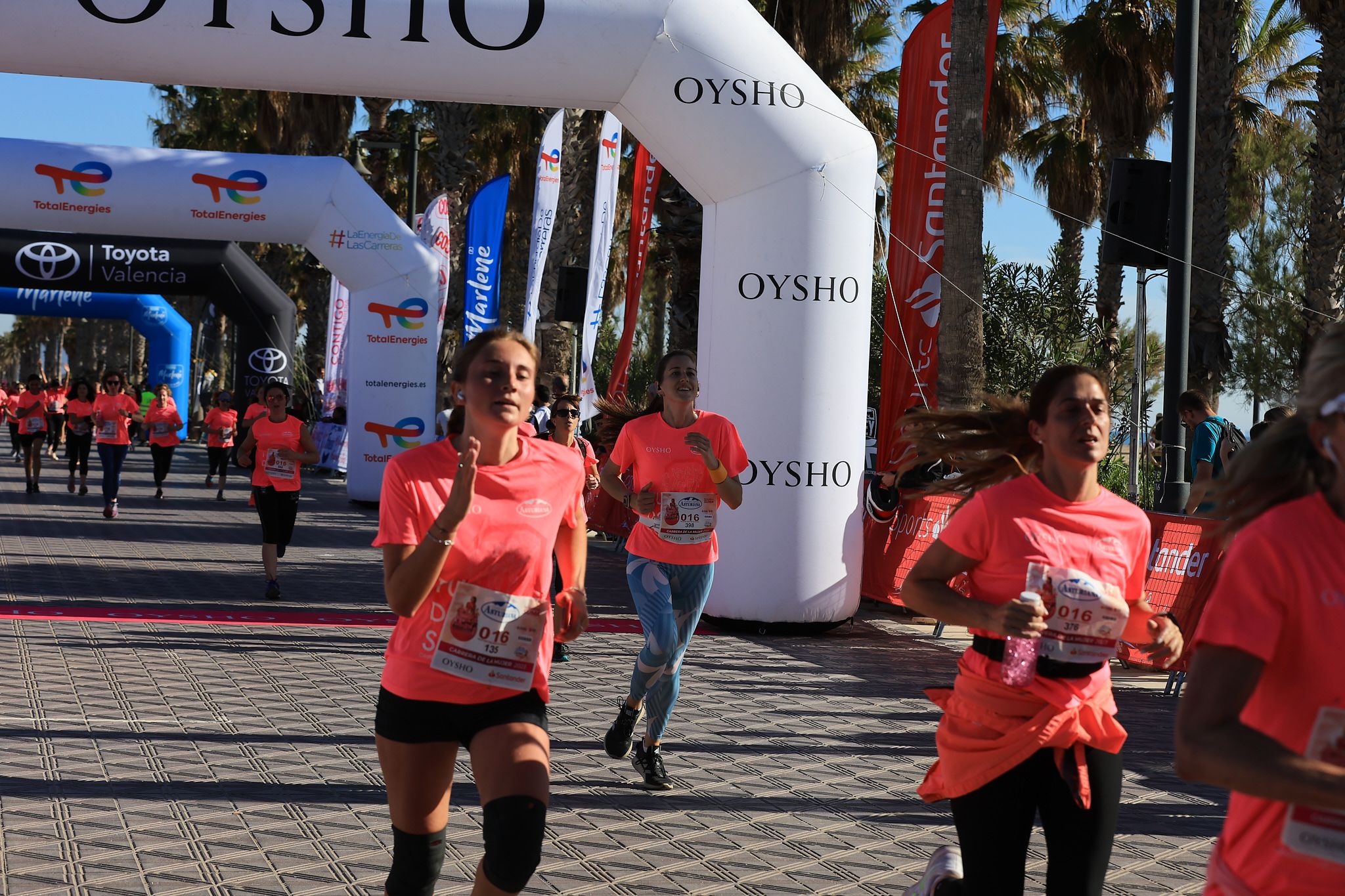 Las mejores fotos de la Carrera de la Mujer Central Lechera Asturiana de Valencia. 0589