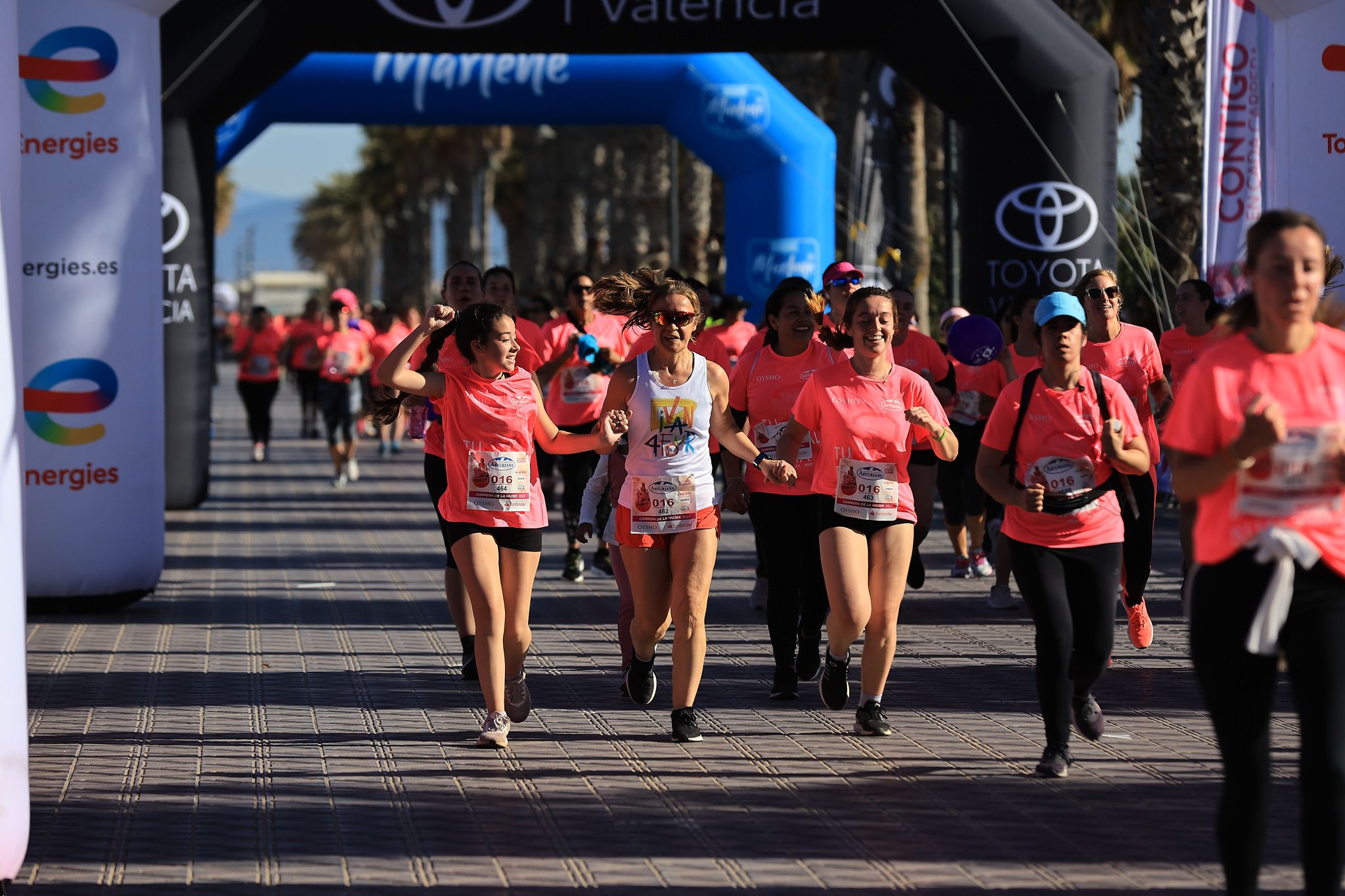 Las mejores fotos de la Carrera de la Mujer Central Lechera Asturiana de Valencia. 0799
