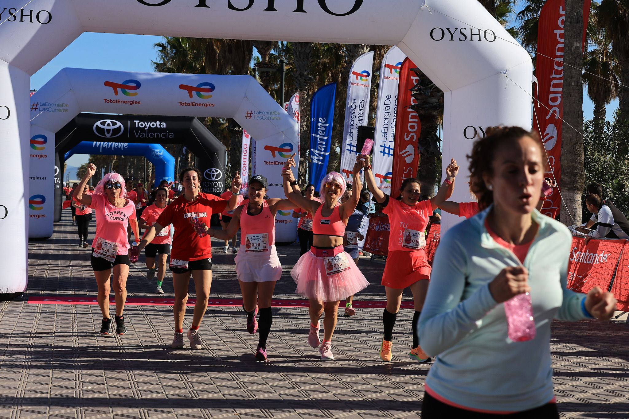 Las mejores fotos de la Carrera de la Mujer Central Lechera Asturiana de Valencia. 0604