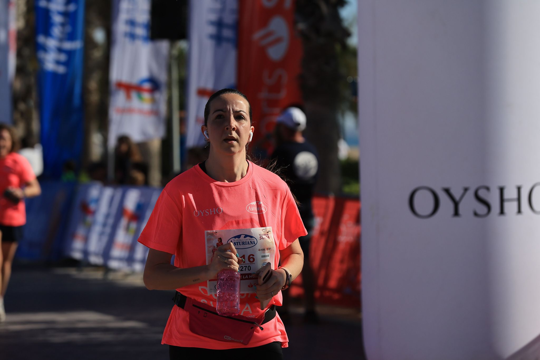 Las mejores fotos de la Carrera de la Mujer Central Lechera Asturiana de Valencia. 0813