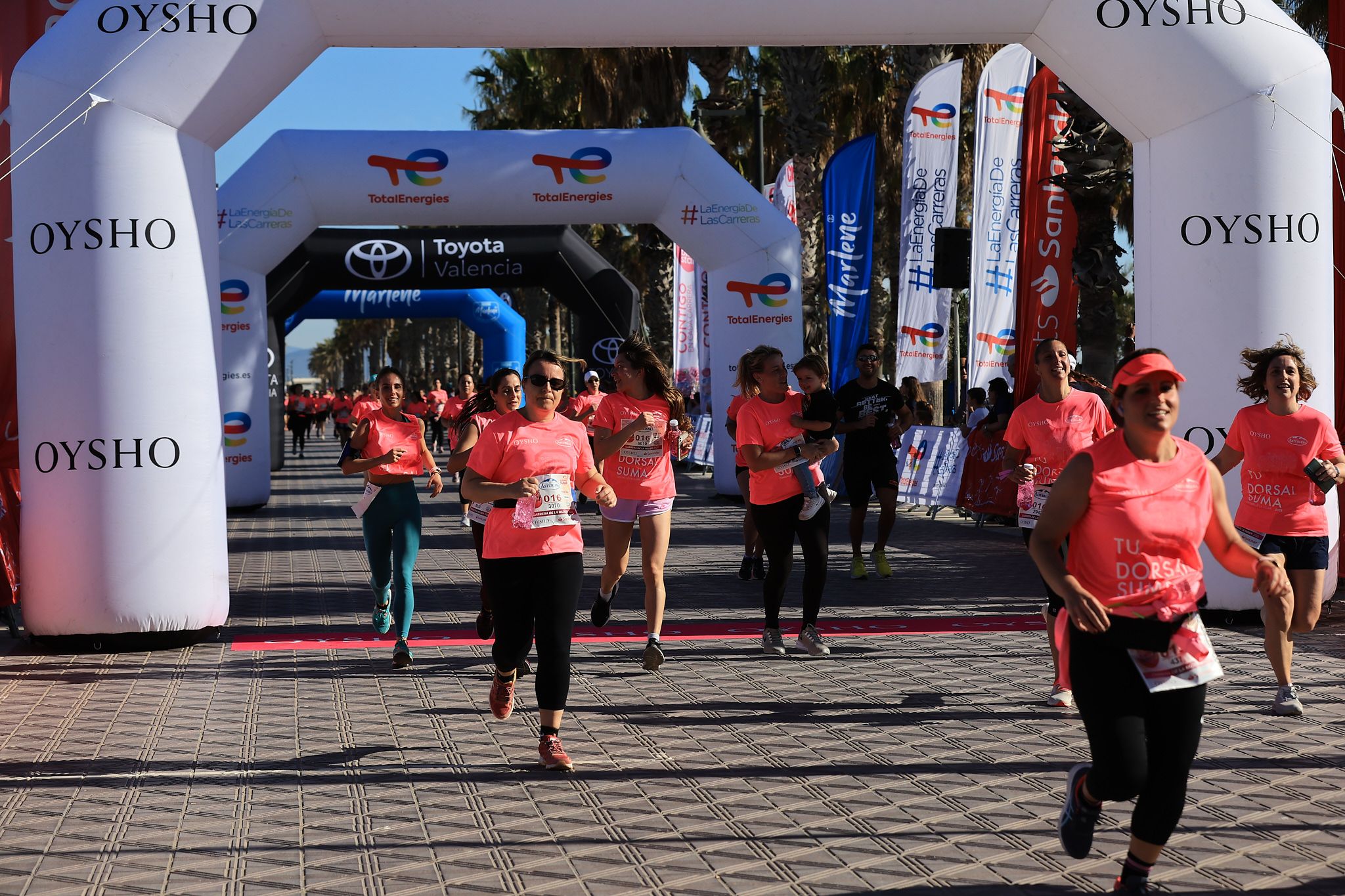 Las mejores fotos de la Carrera de la Mujer Central Lechera Asturiana de Valencia. 0815