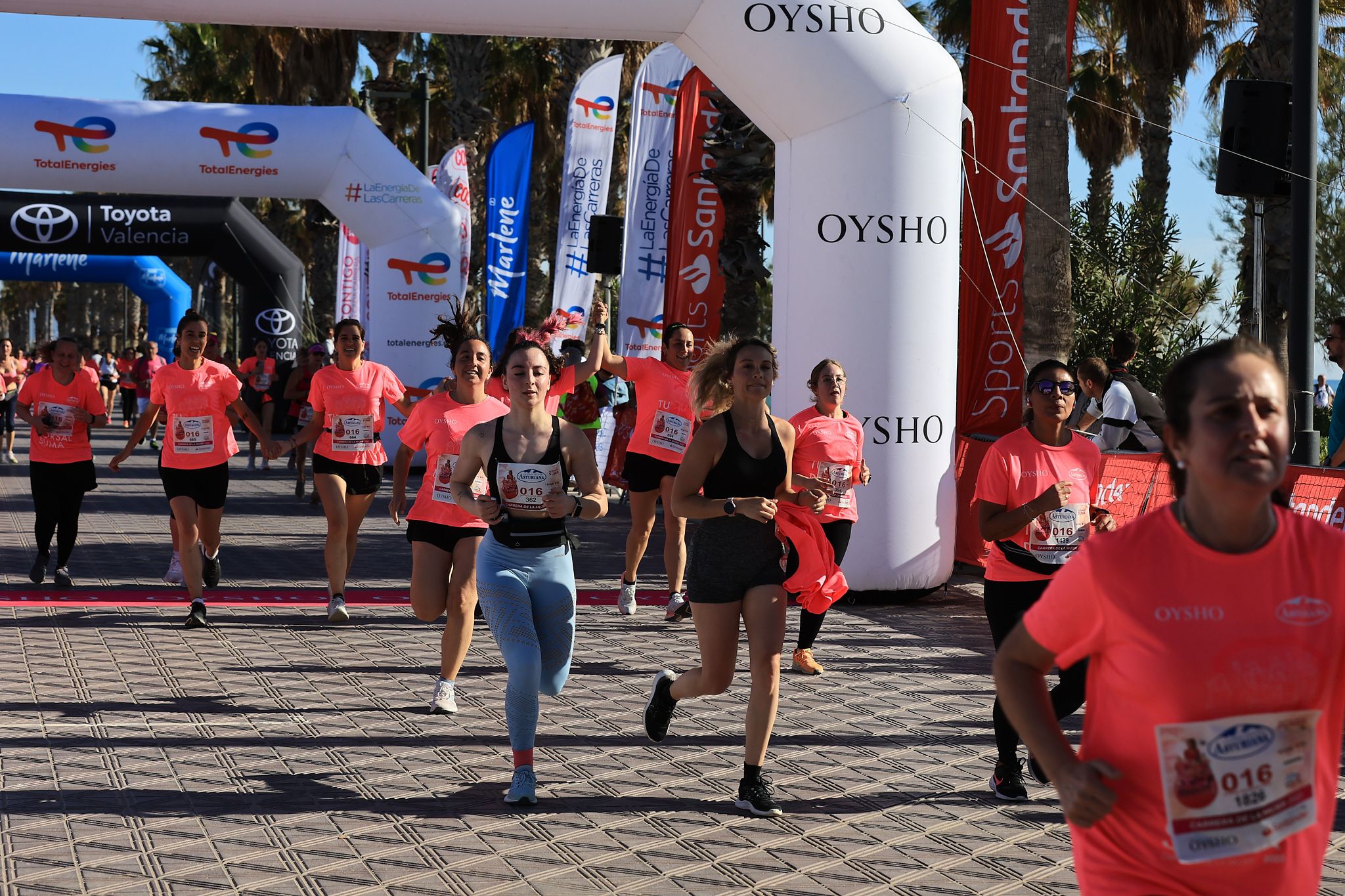 Las mejores fotos de la Carrera de la Mujer Central Lechera Asturiana de Valencia. 0609