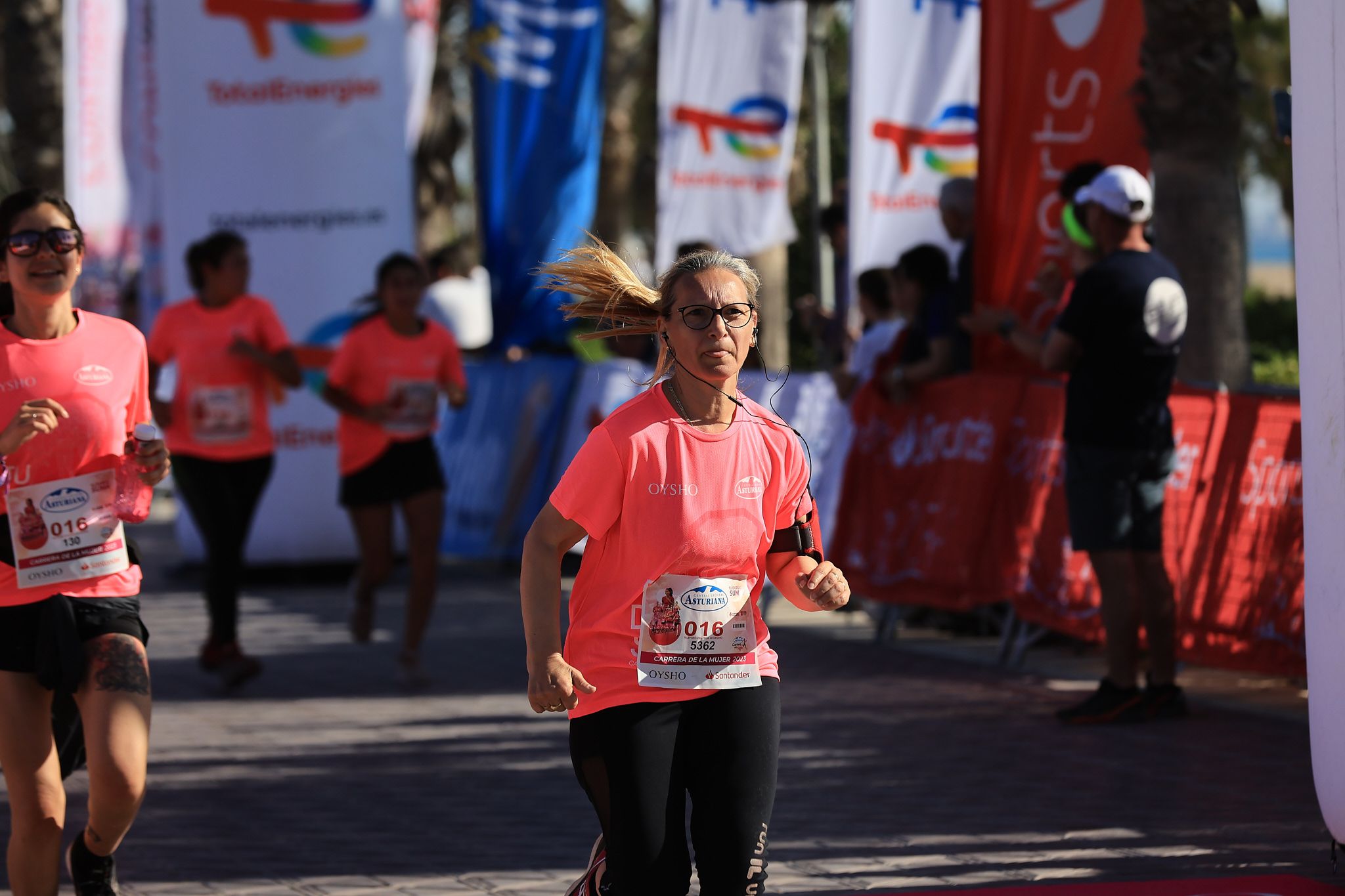 Las mejores fotos de la Carrera de la Mujer Central Lechera Asturiana de Valencia. 0823