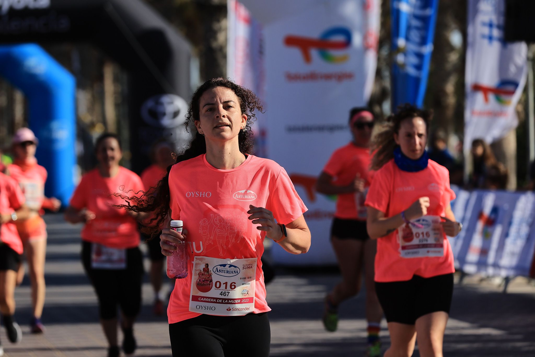 Las mejores fotos de la Carrera de la Mujer Central Lechera Asturiana de Valencia. 0825