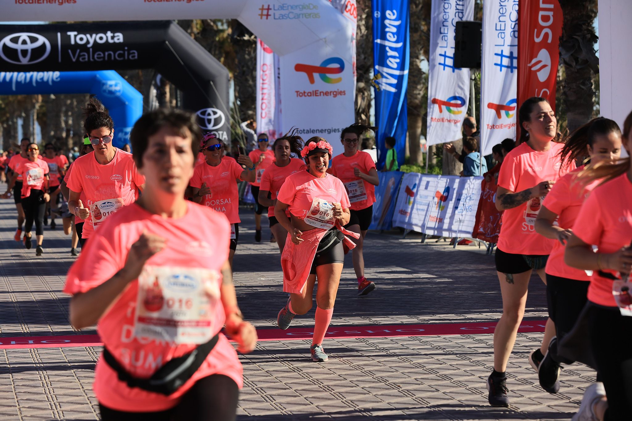 Las mejores fotos de la Carrera de la Mujer Central Lechera Asturiana de Valencia. 0628