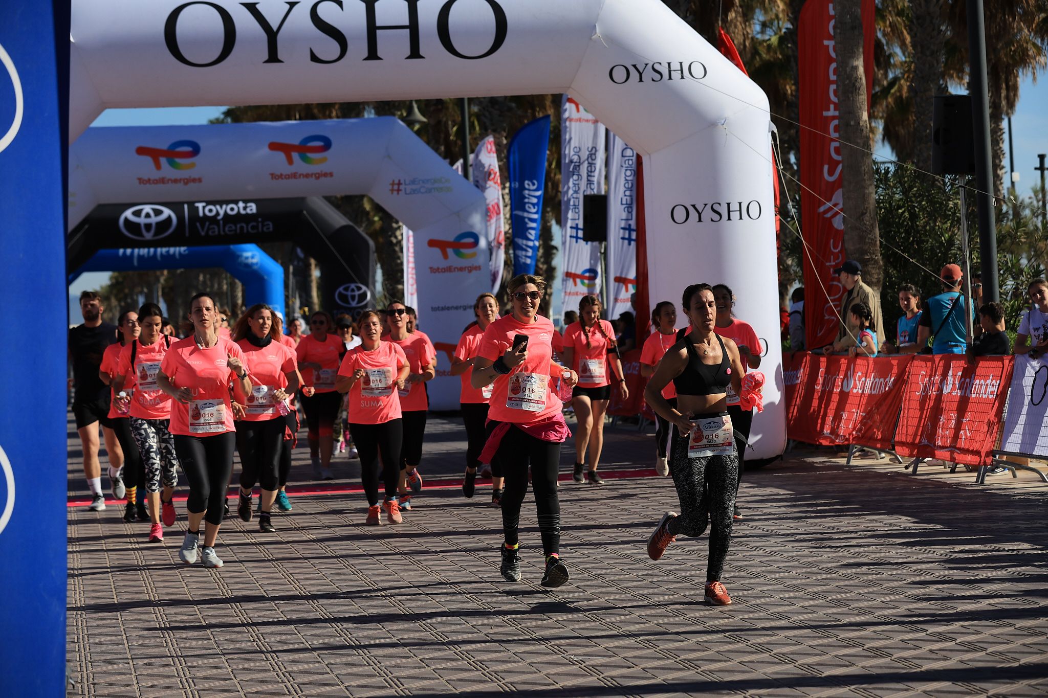 Las mejores fotos de la Carrera de la Mujer Central Lechera Asturiana de Valencia. 0838