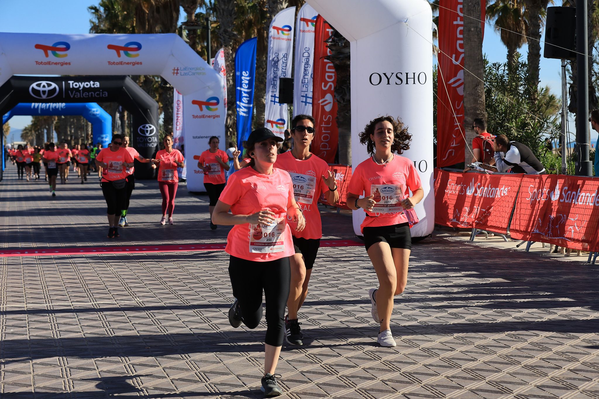 Las mejores fotos de la Carrera de la Mujer Central Lechera Asturiana de Valencia. 0635