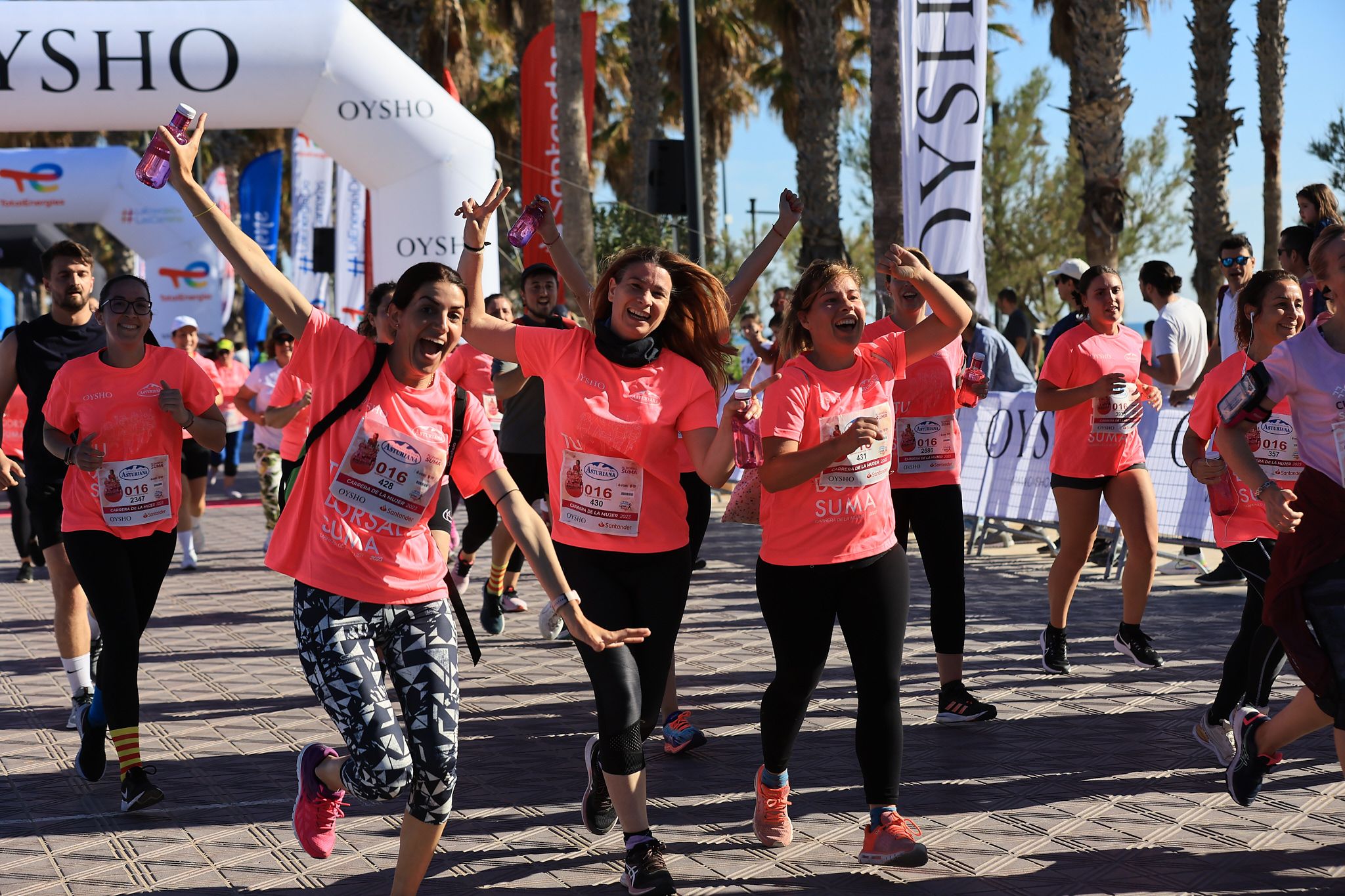 Las mejores fotos de la Carrera de la Mujer Central Lechera Asturiana de Valencia. 0842