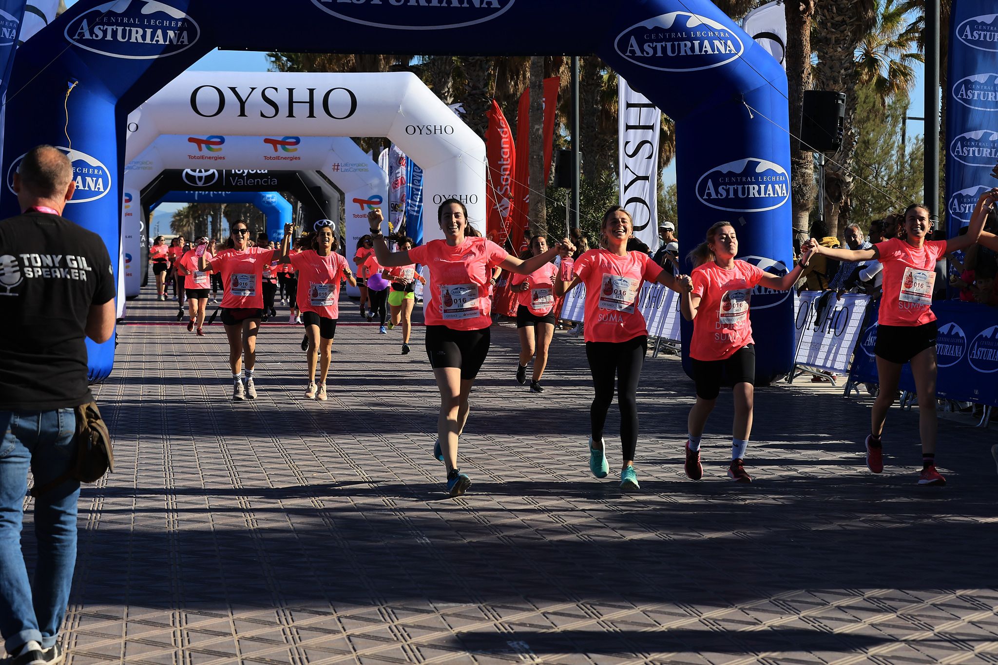 Las mejores fotos de la Carrera de la Mujer Central Lechera Asturiana de Valencia. 0647