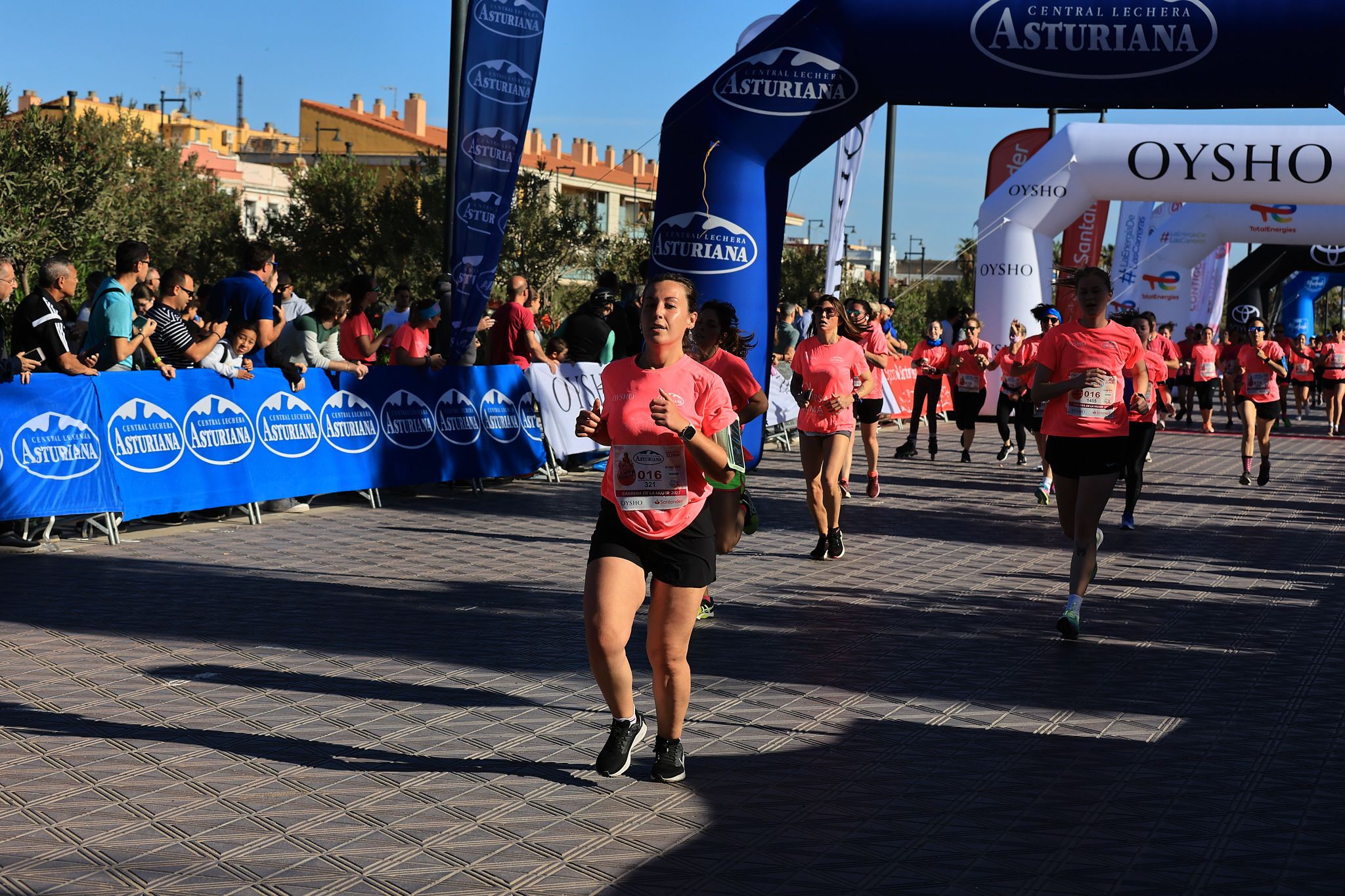 Las mejores fotos de la Carrera de la Mujer Central Lechera Asturiana de Valencia. 0648