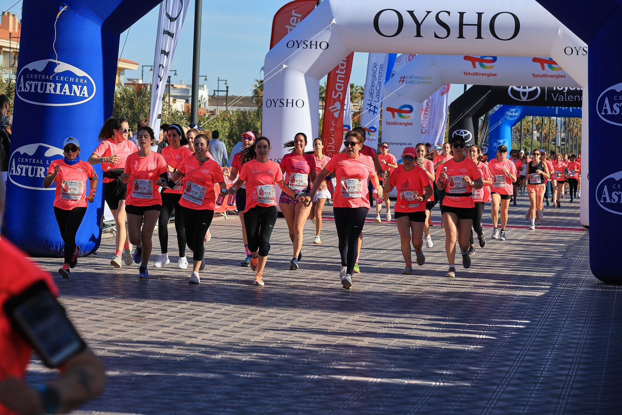 Las mejores fotos de la Carrera de la Mujer Central Lechera Asturiana de Valencia. 0653