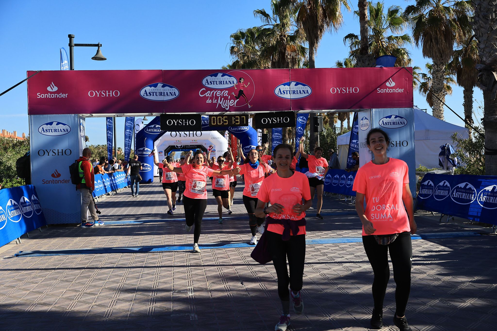 Las mejores fotos de la Carrera de la Mujer Central Lechera Asturiana de Valencia. 0858