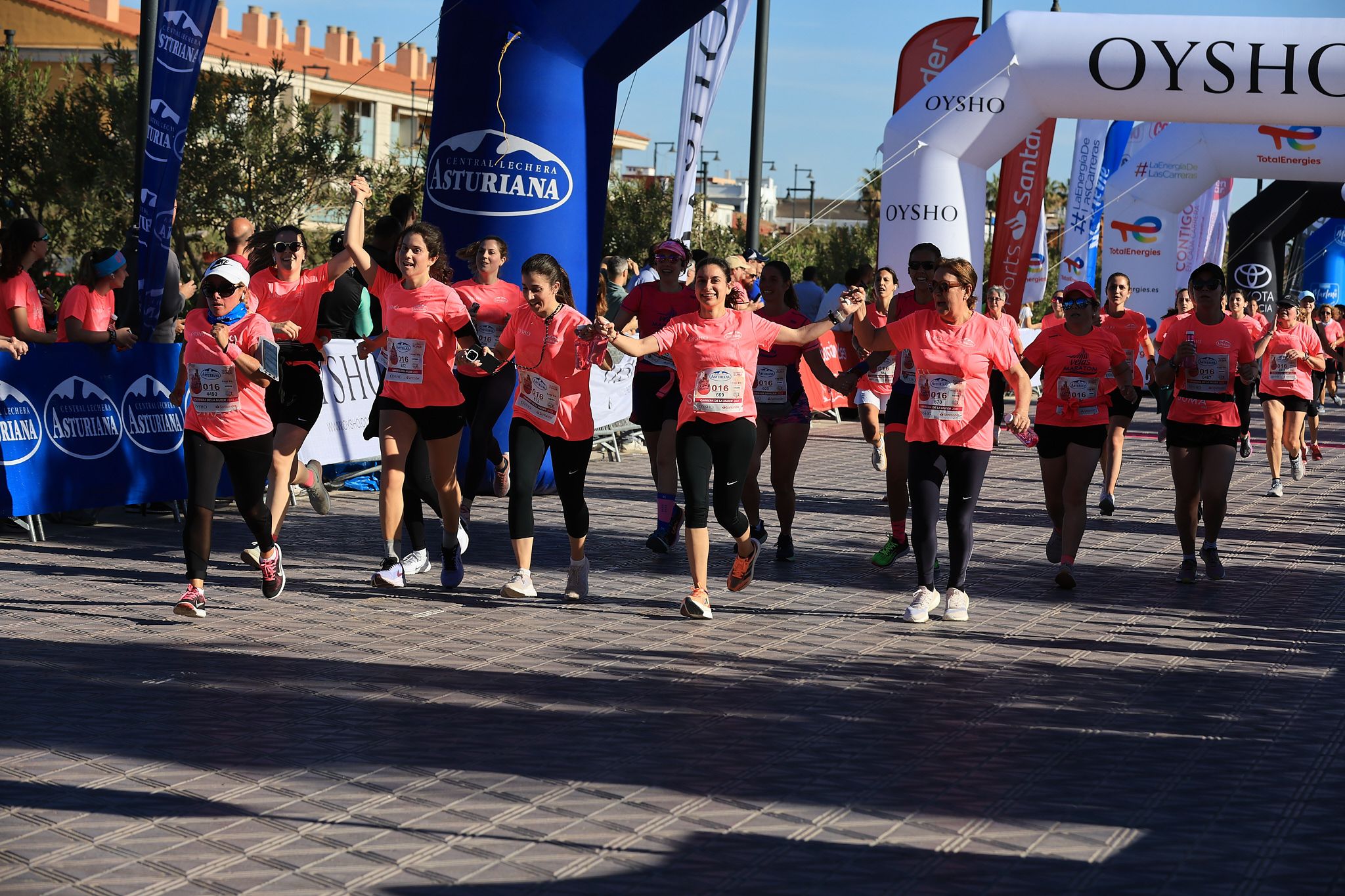 Las mejores fotos de la Carrera de la Mujer Central Lechera Asturiana de Valencia. 0654