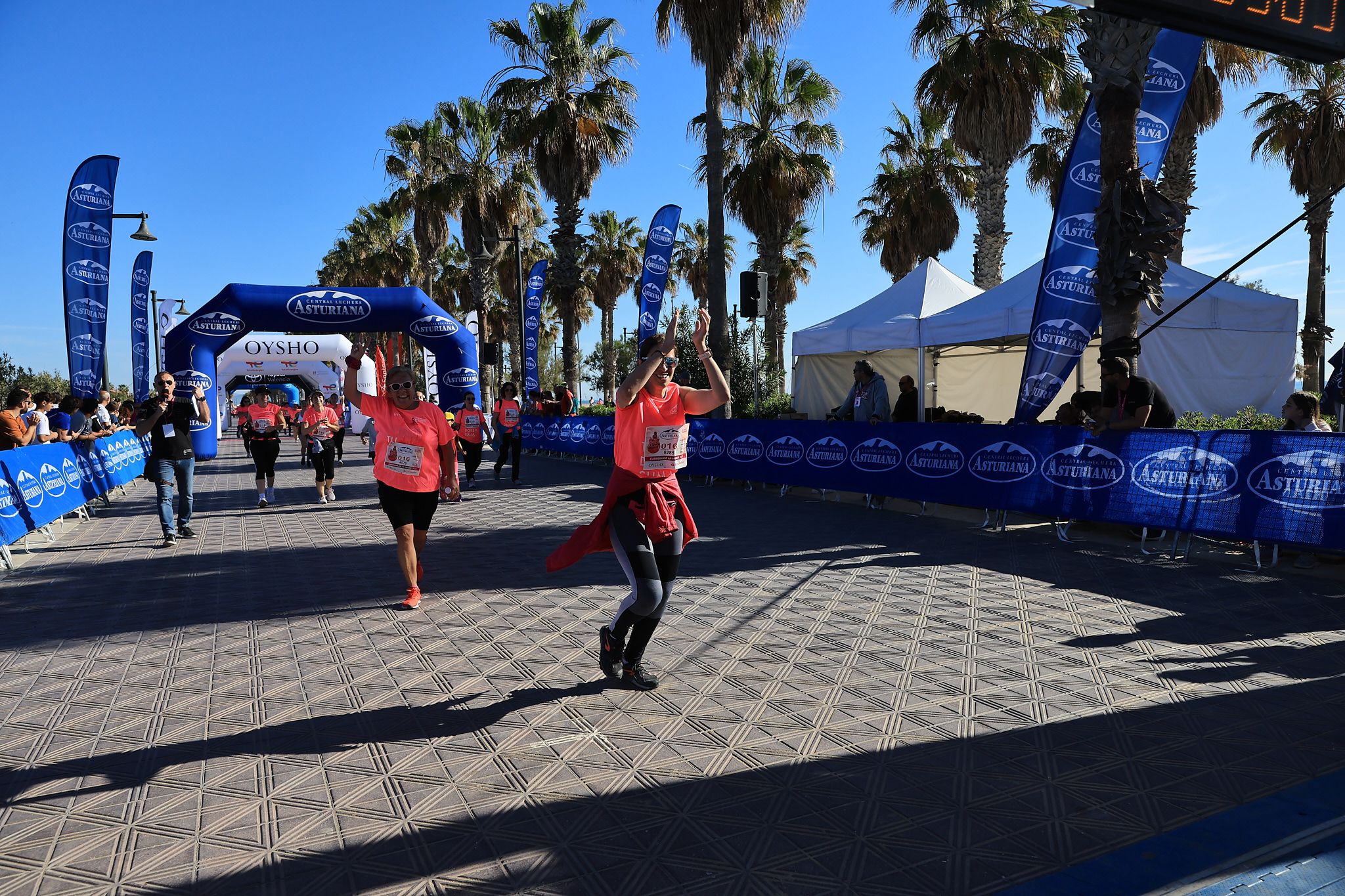 Las mejores fotos de la Carrera de la Mujer Central Lechera Asturiana de Valencia. 0878