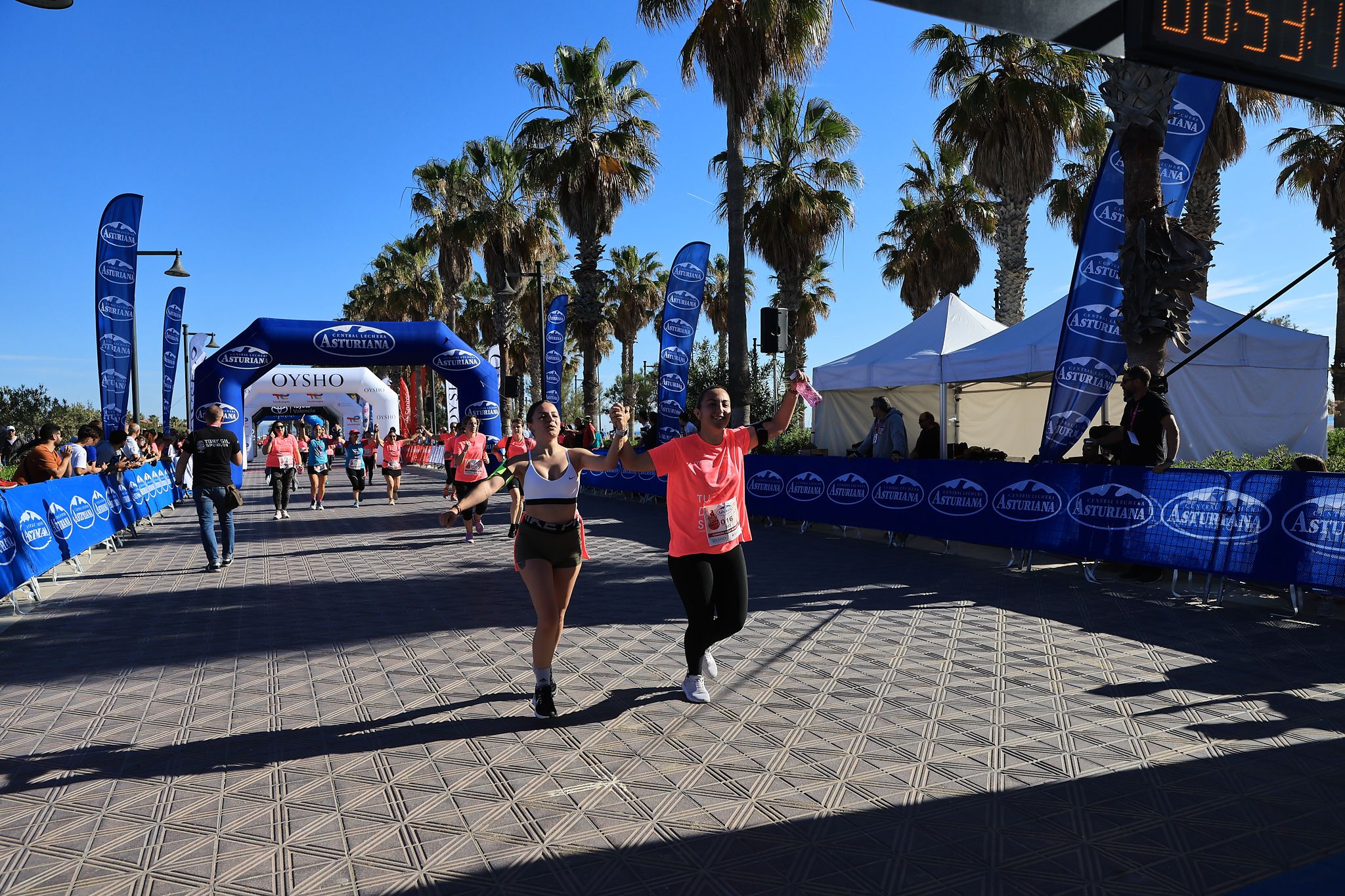 Las mejores fotos de la Carrera de la Mujer Central Lechera Asturiana de Valencia. 0880