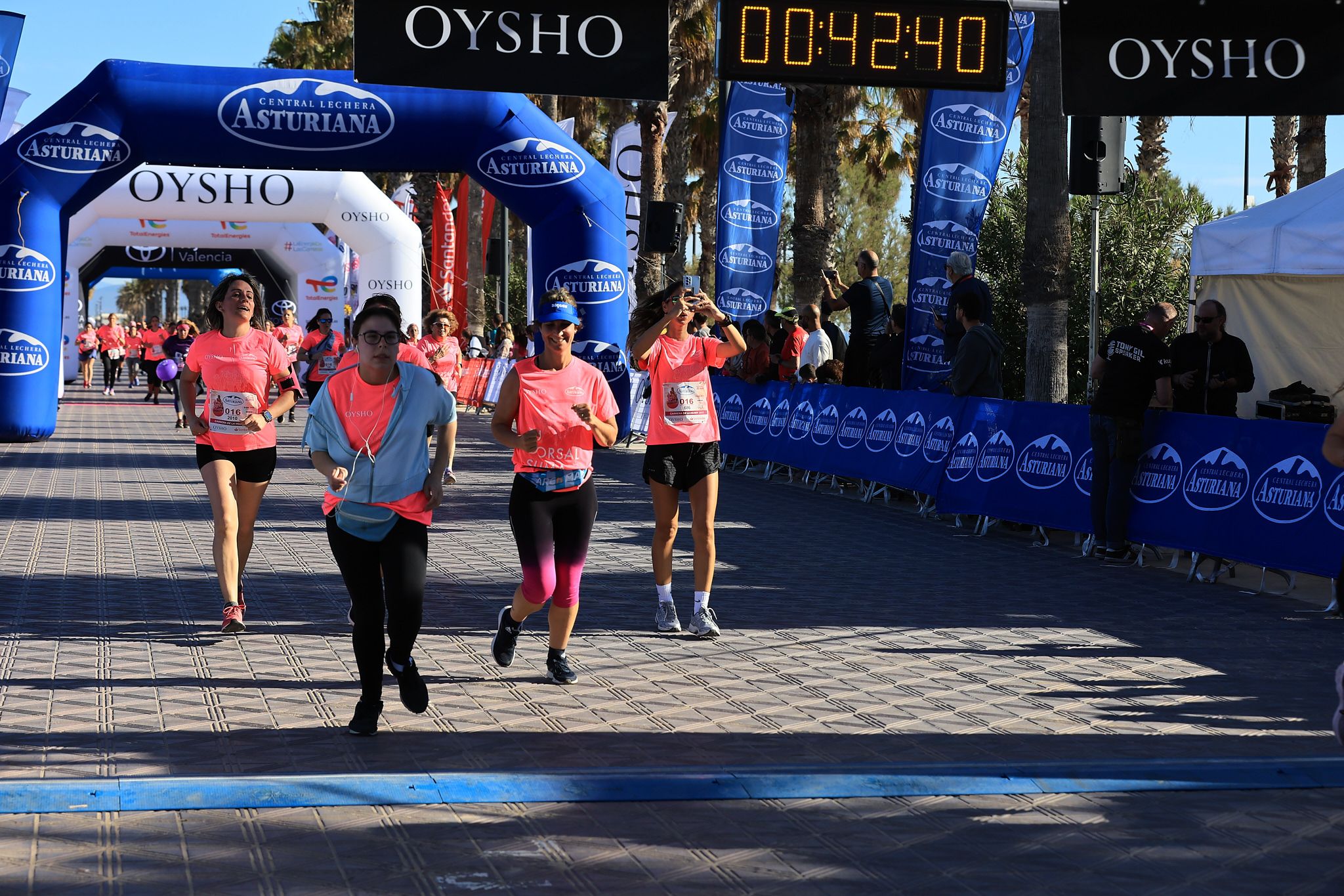 Las mejores fotos de la Carrera de la Mujer Central Lechera Asturiana de Valencia. 0676