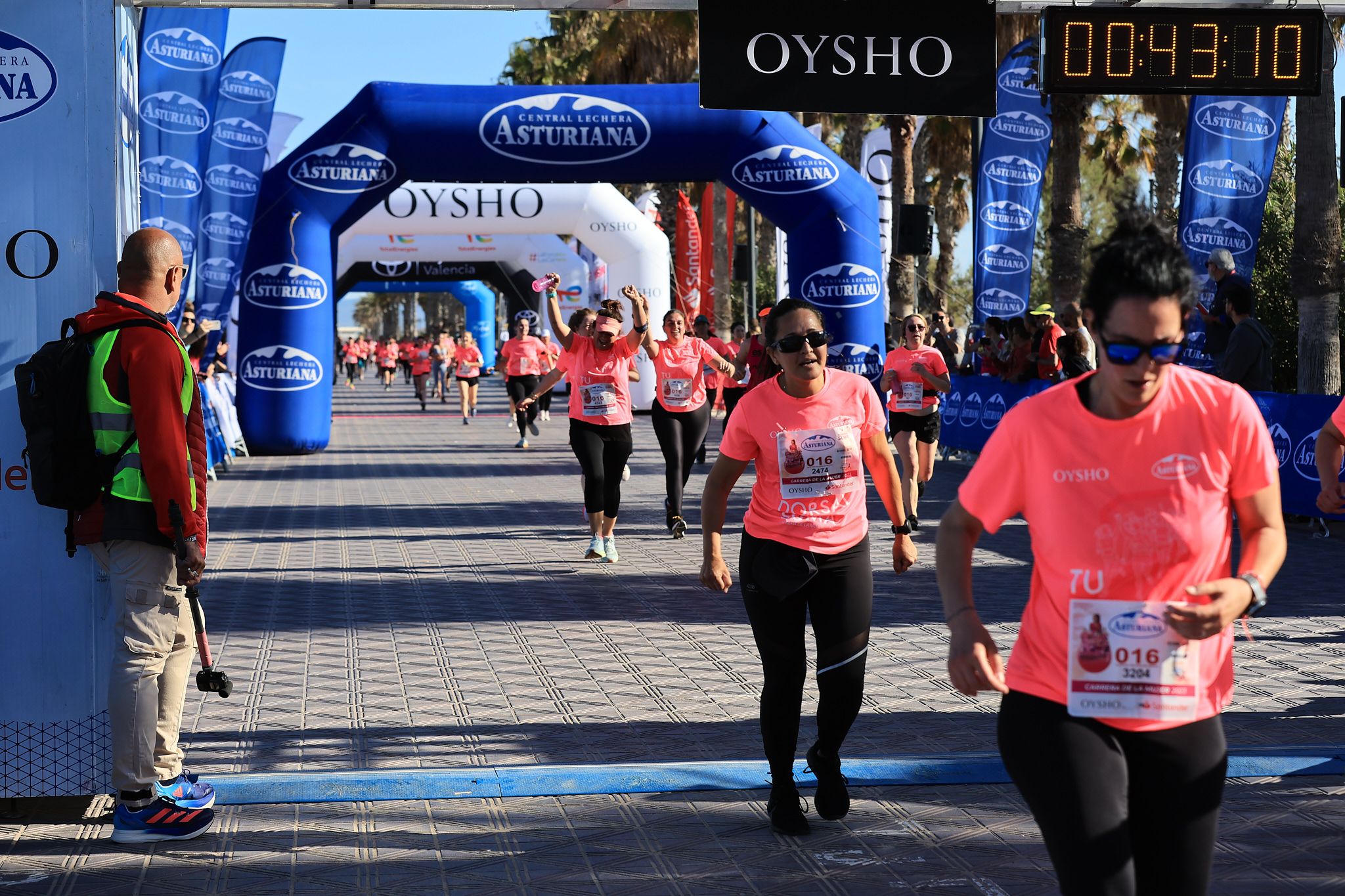 Las mejores fotos de la Carrera de la Mujer Central Lechera Asturiana de Valencia. 0687
