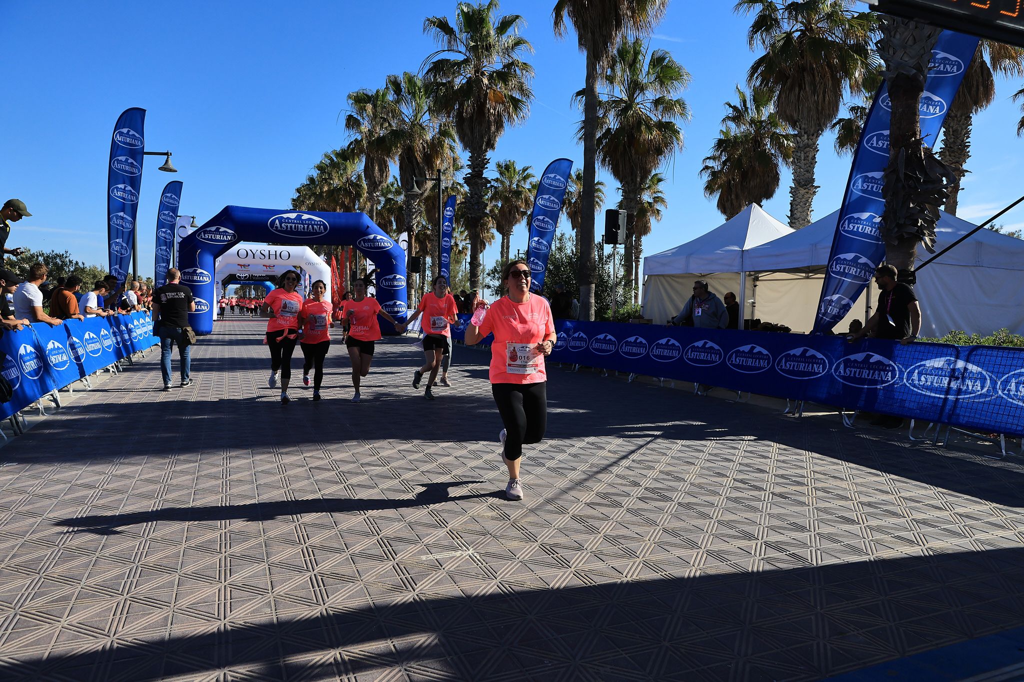 Las mejores fotos de la Carrera de la Mujer Central Lechera Asturiana de Valencia. 0892