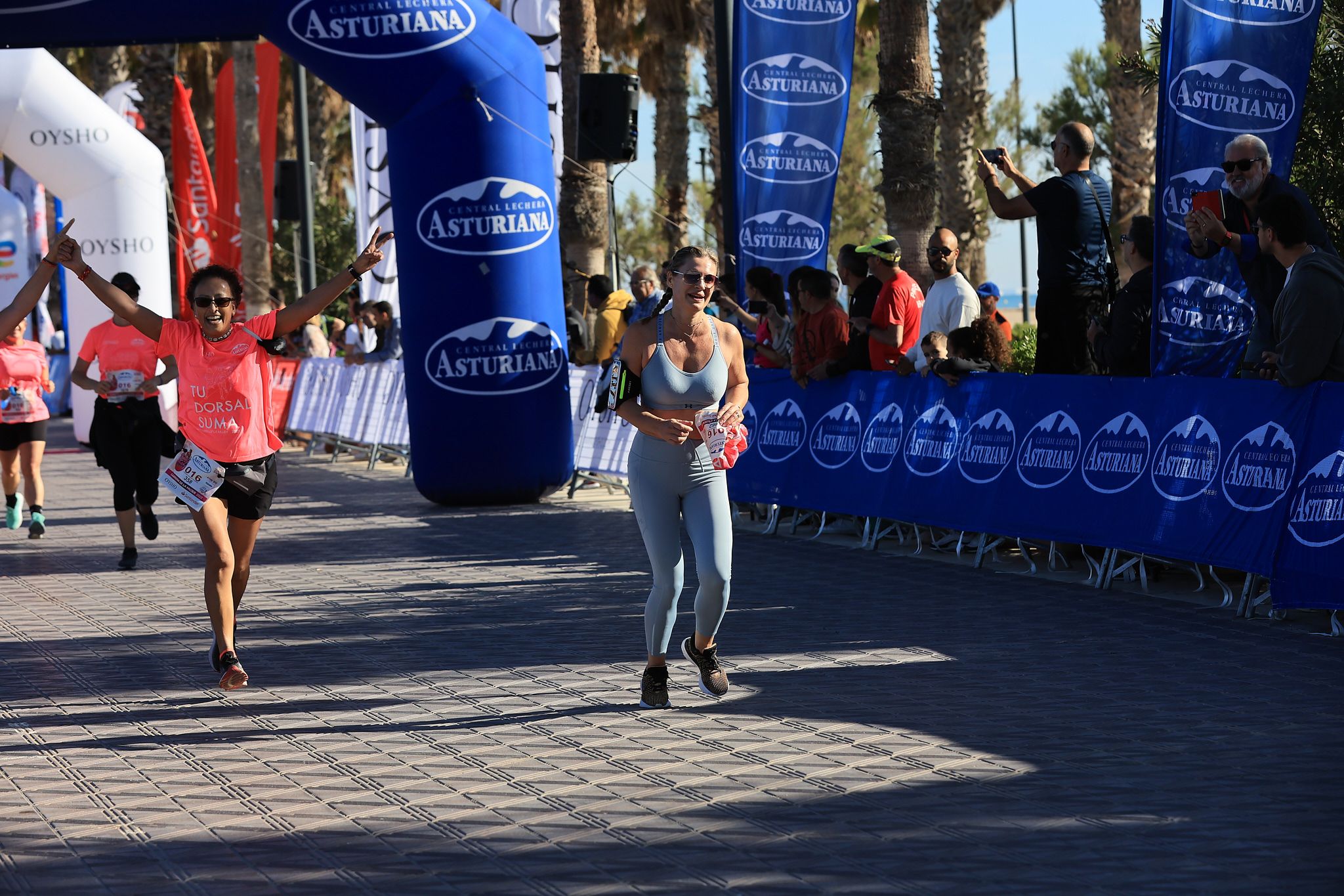 Las mejores fotos de la Carrera de la Mujer Central Lechera Asturiana de Valencia. 0693