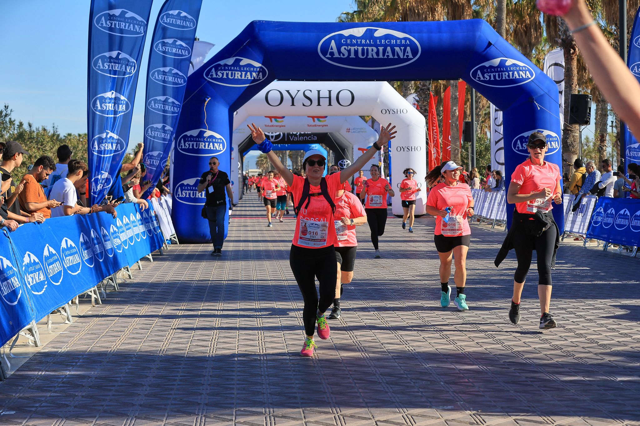 Las mejores fotos de la Carrera de la Mujer Central Lechera Asturiana de Valencia. 0695