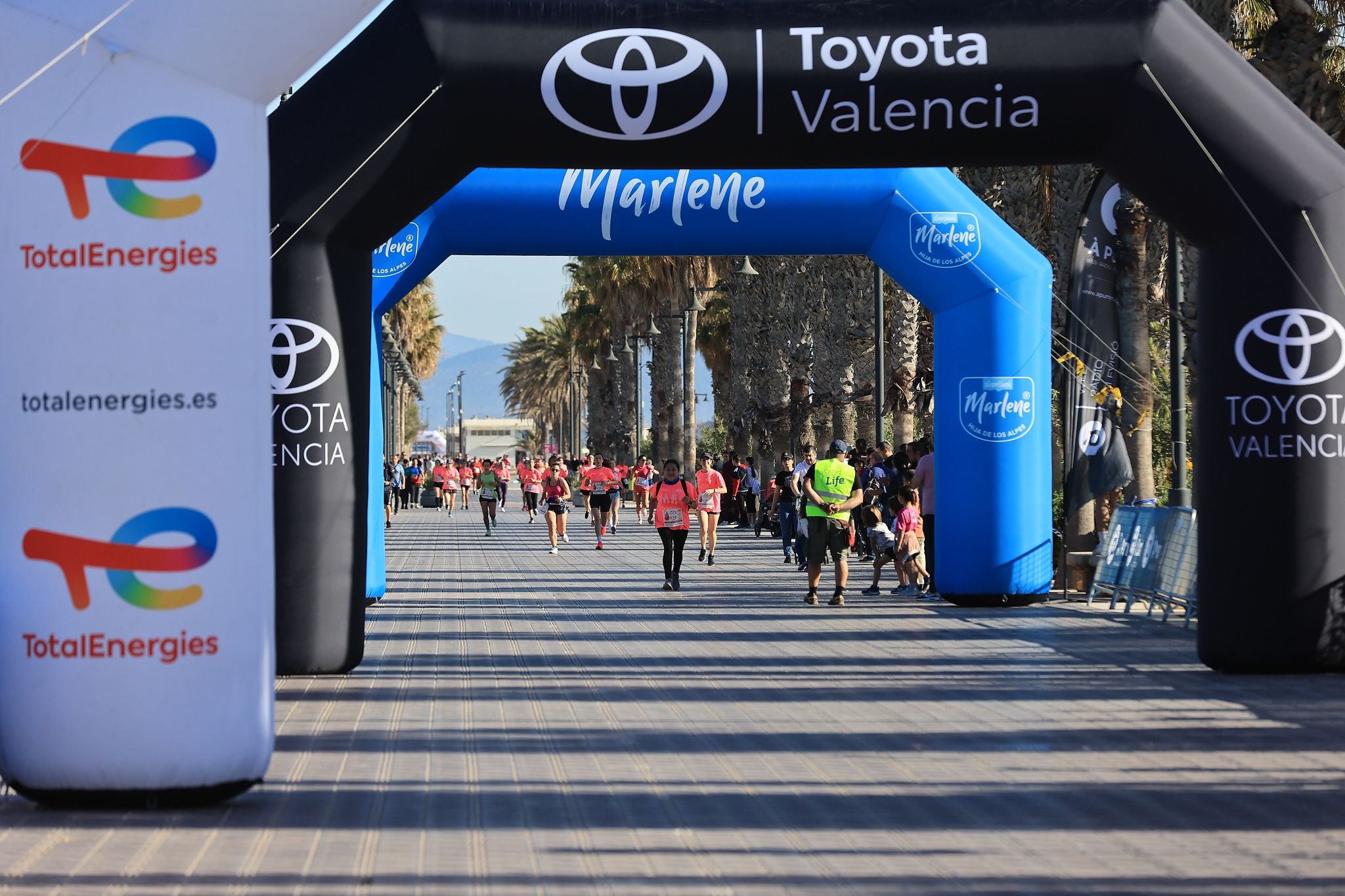 Las mejores fotos de la Carrera de la Mujer Central Lechera Asturiana de Valencia. 0399