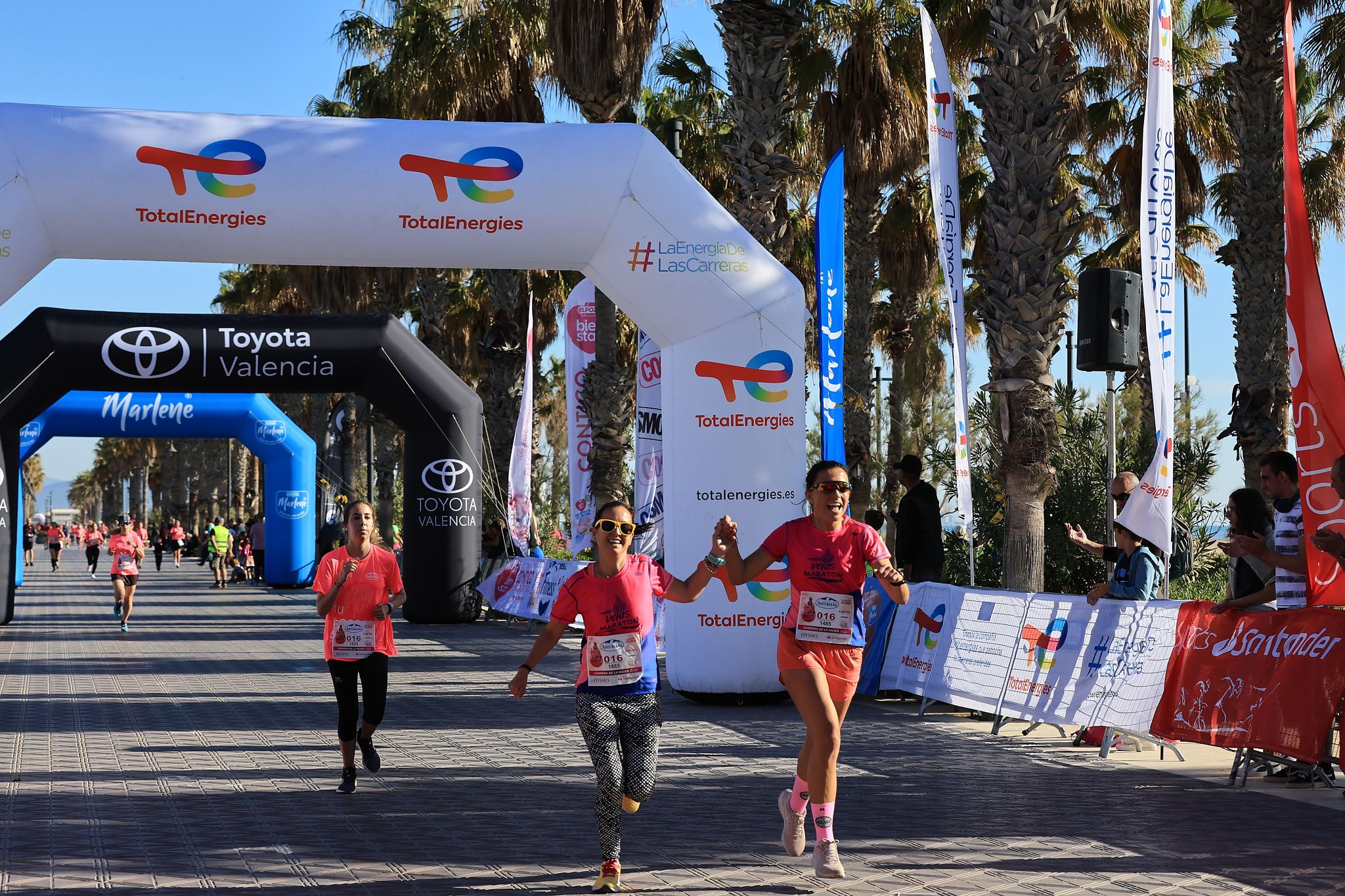 Las mejores fotos de la Carrera de la Mujer Central Lechera Asturiana de Valencia. 0415