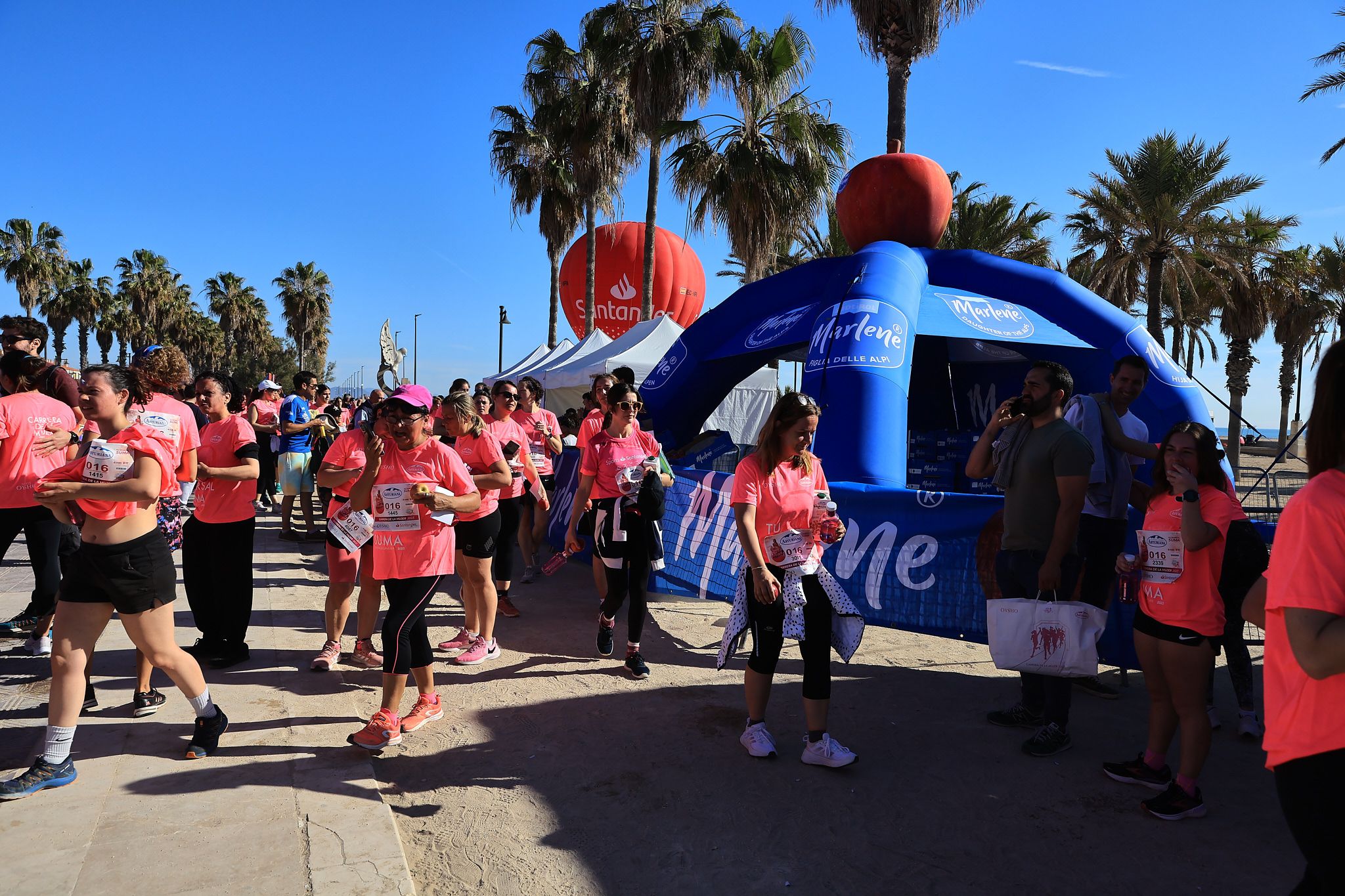 Las mejores fotos de la Carrera de la Mujer Central Lechera Asturiana de Valencia. 0920