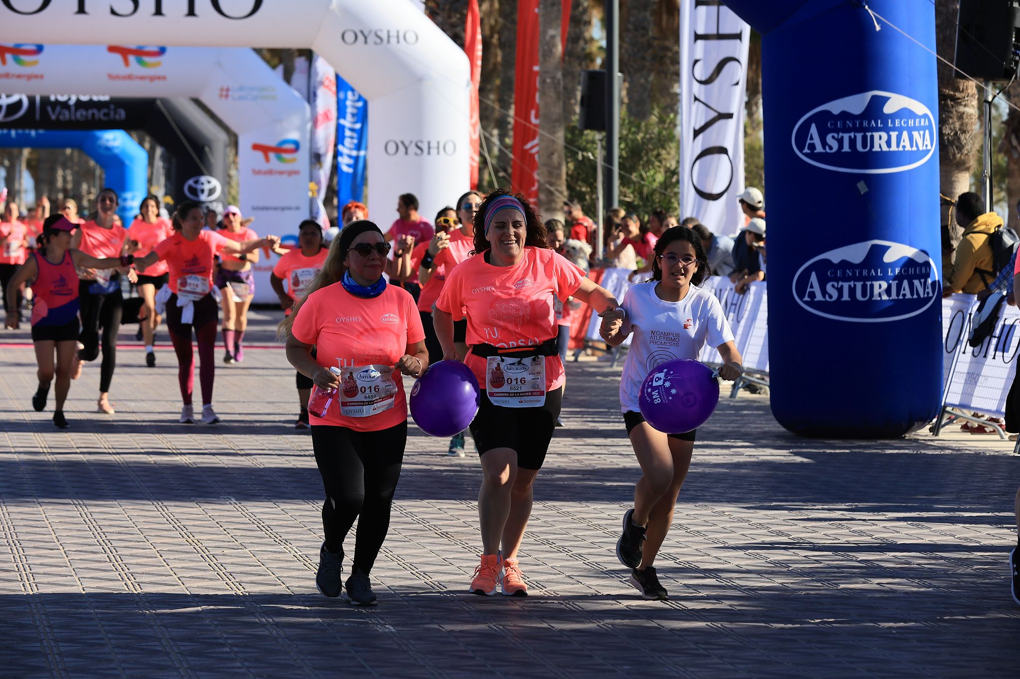 Las mejores fotos de la Carrera de la Mujer Central Lechera Asturiana de Valencia. 0720
