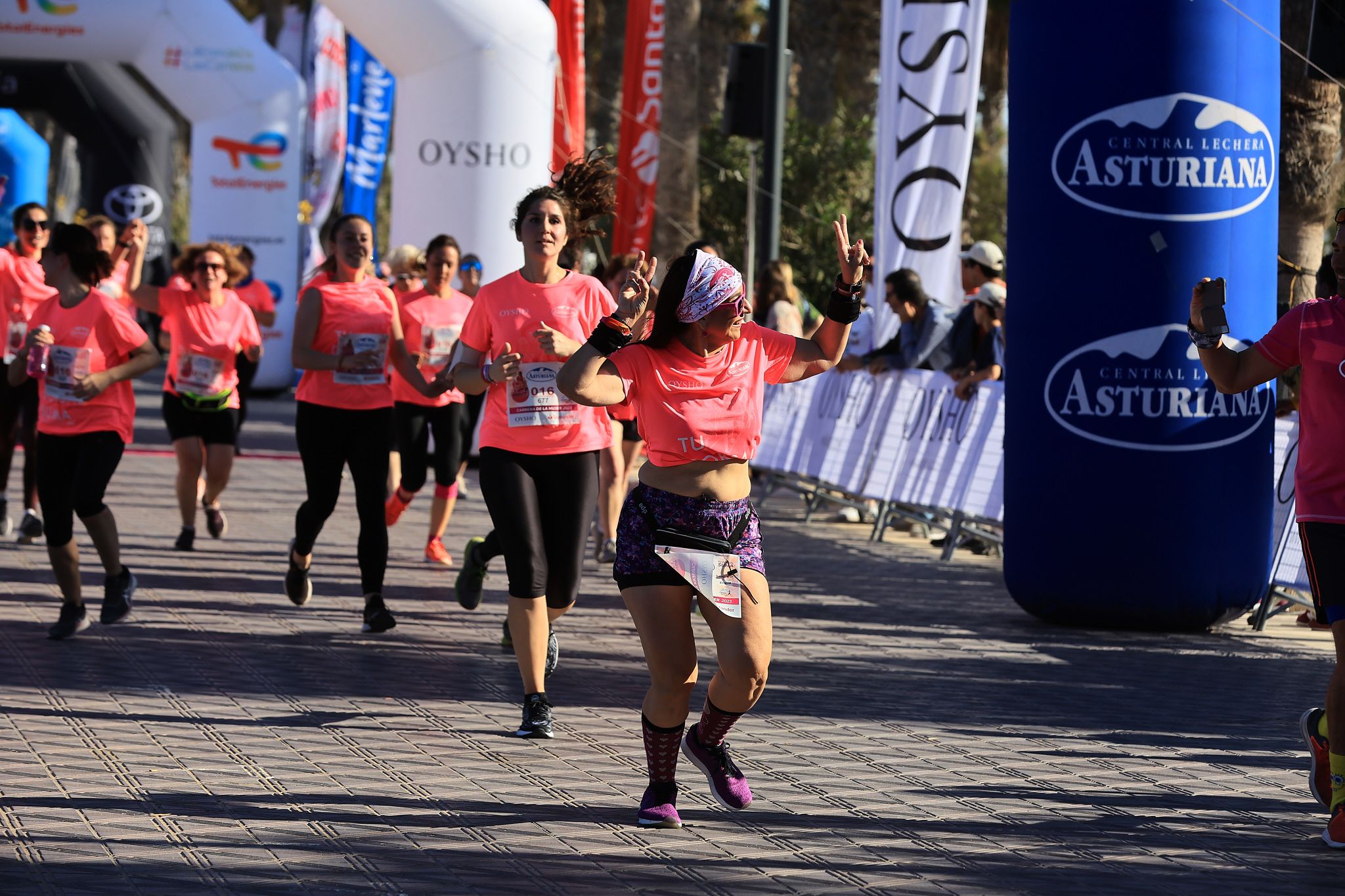 Las mejores fotos de la Carrera de la Mujer Central Lechera Asturiana de Valencia. 0722