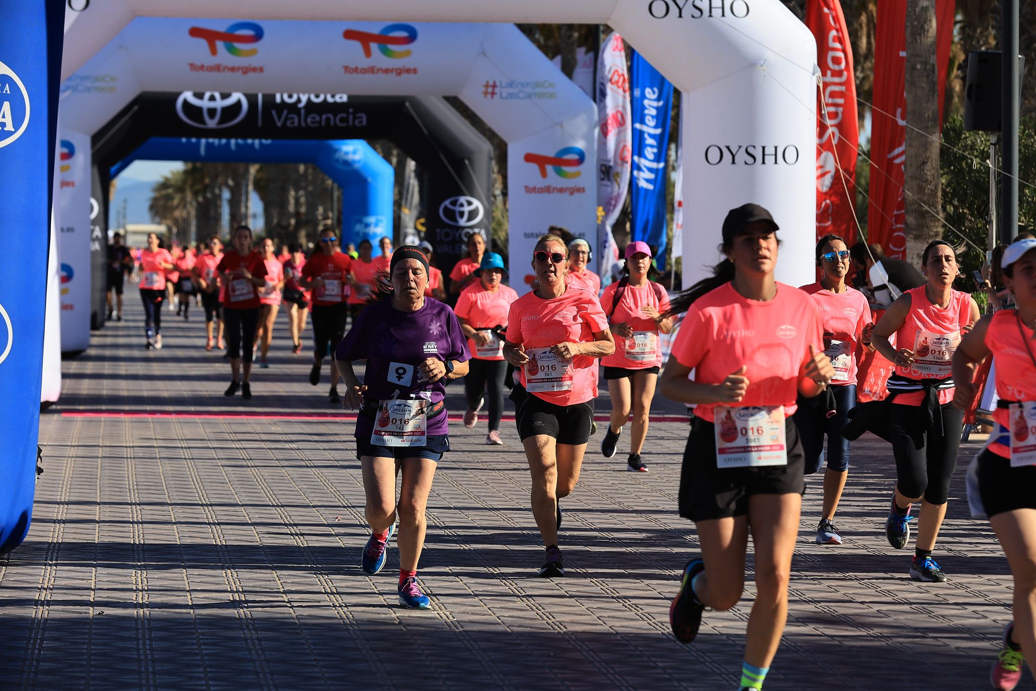 Las mejores fotos de la Carrera de la Mujer Central Lechera Asturiana de Valencia. 0731
