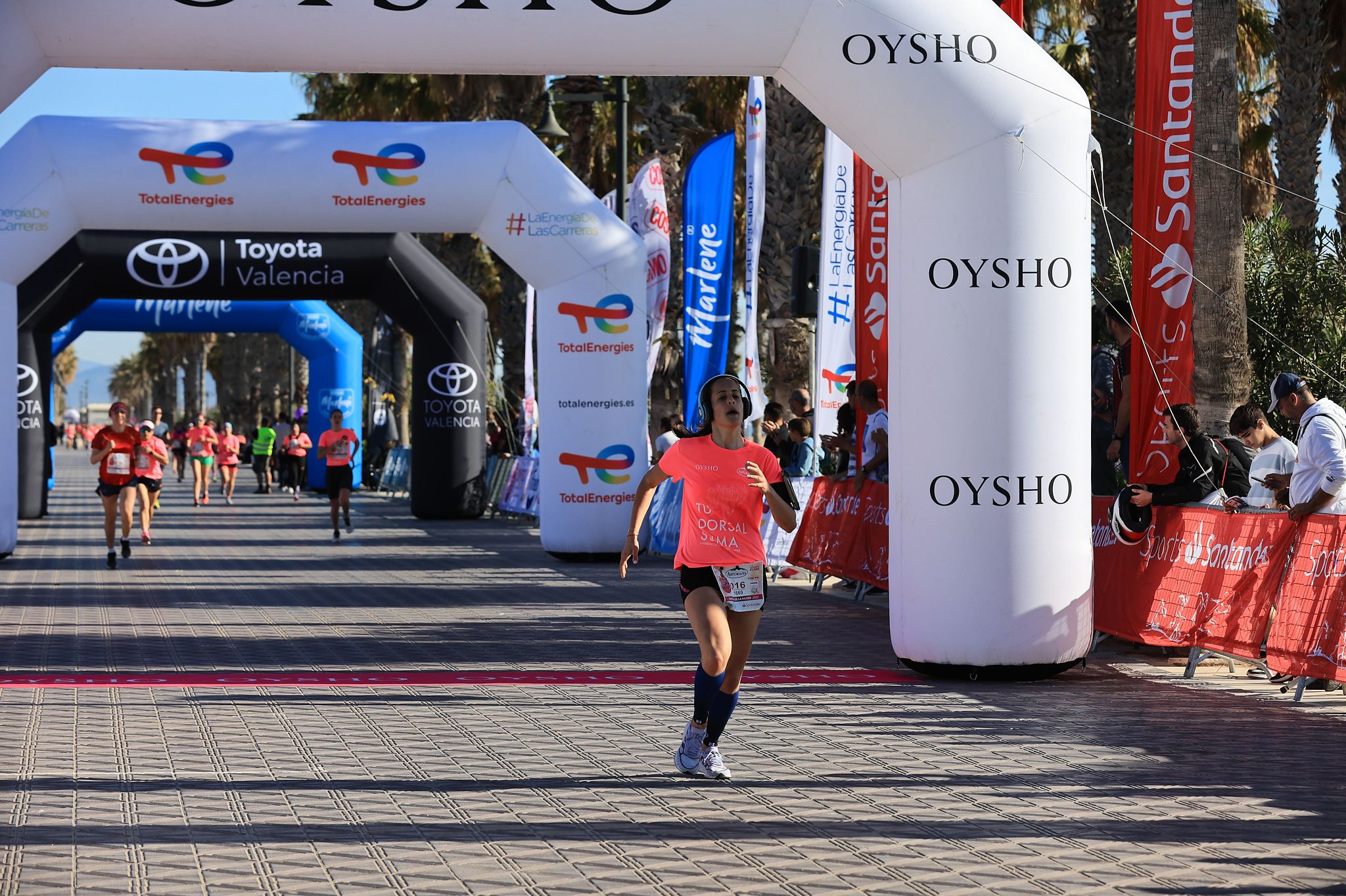 Las mejores fotos de la Carrera de la Mujer Central Lechera Asturiana de Valencia. 0433