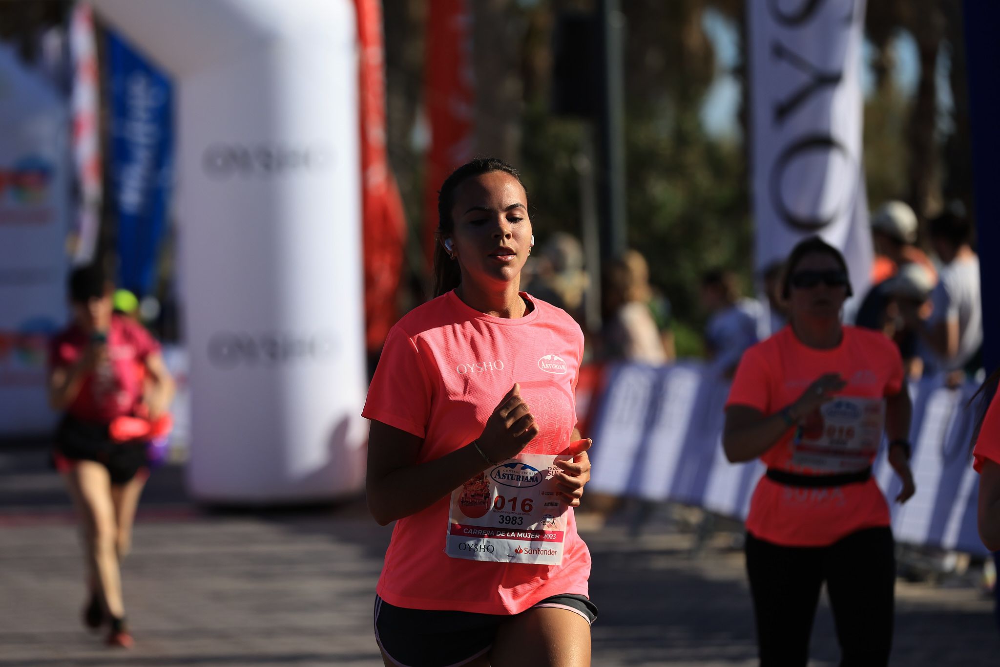 Las mejores fotos de la Carrera de la Mujer Central Lechera Asturiana de Valencia. 0736