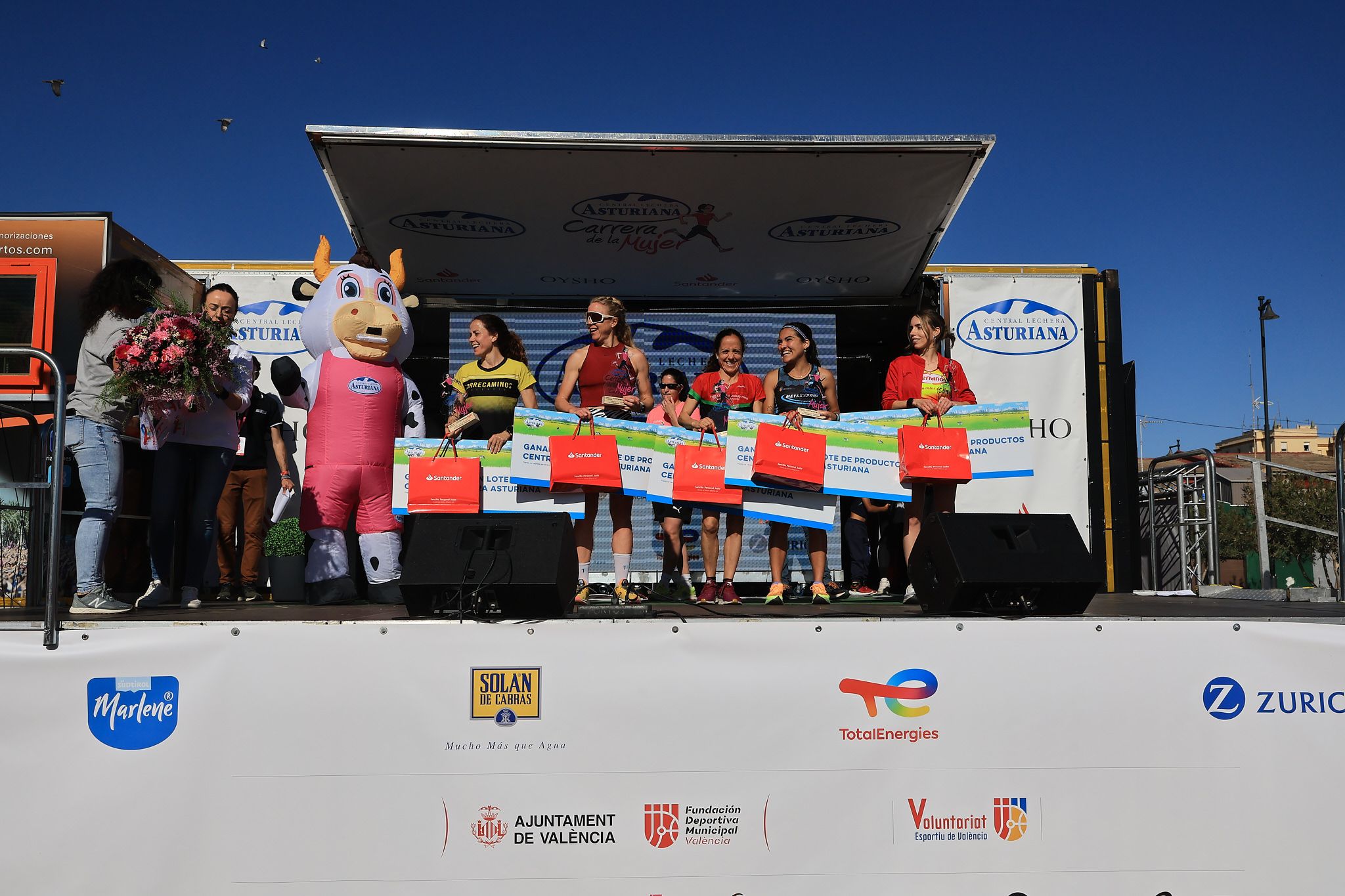 Las mejores fotos de la Carrera de la Mujer Central Lechera Asturiana de Valencia. 0941