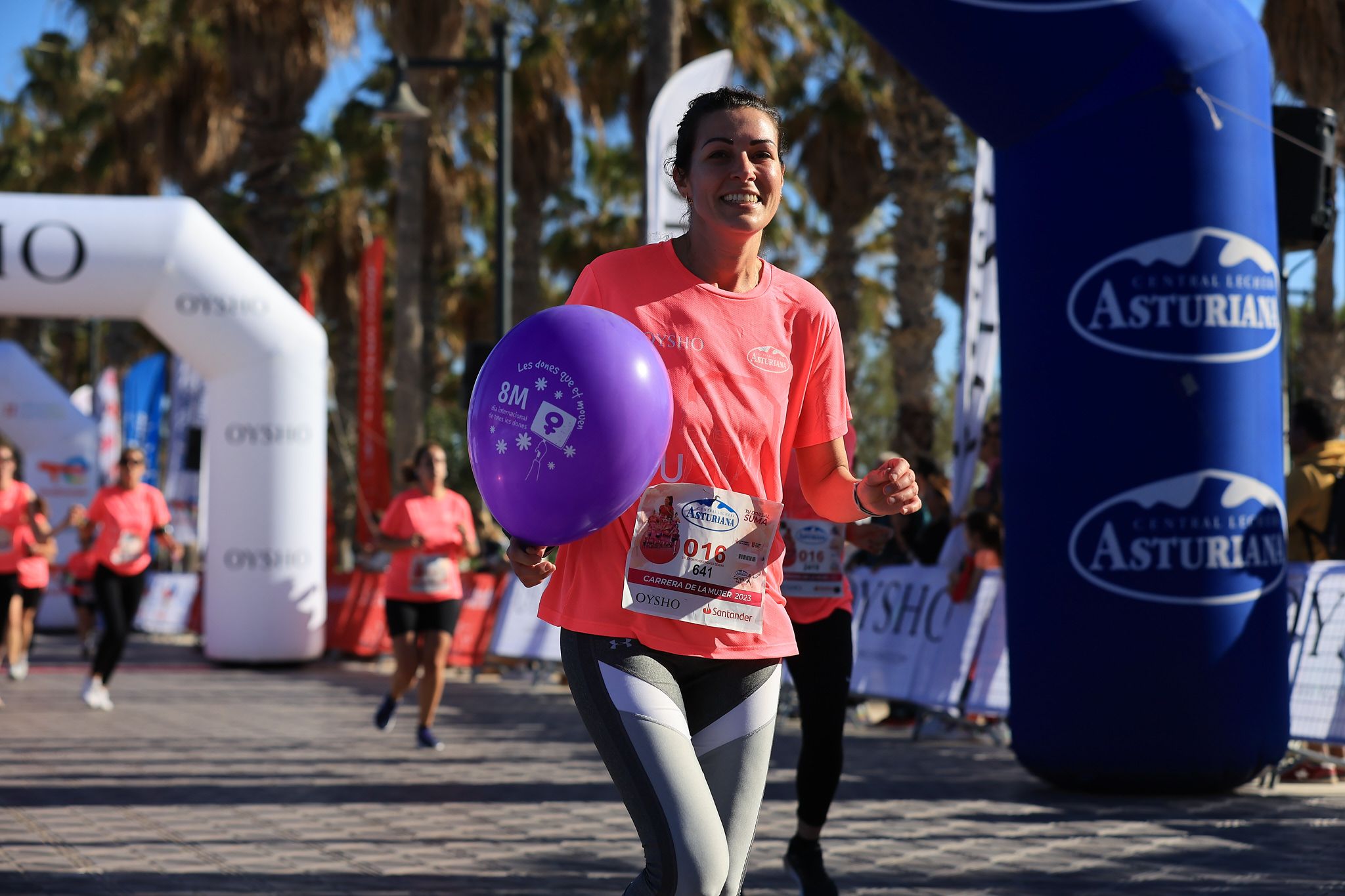 Las mejores fotos de la Carrera de la Mujer Central Lechera Asturiana de Valencia. 0754
