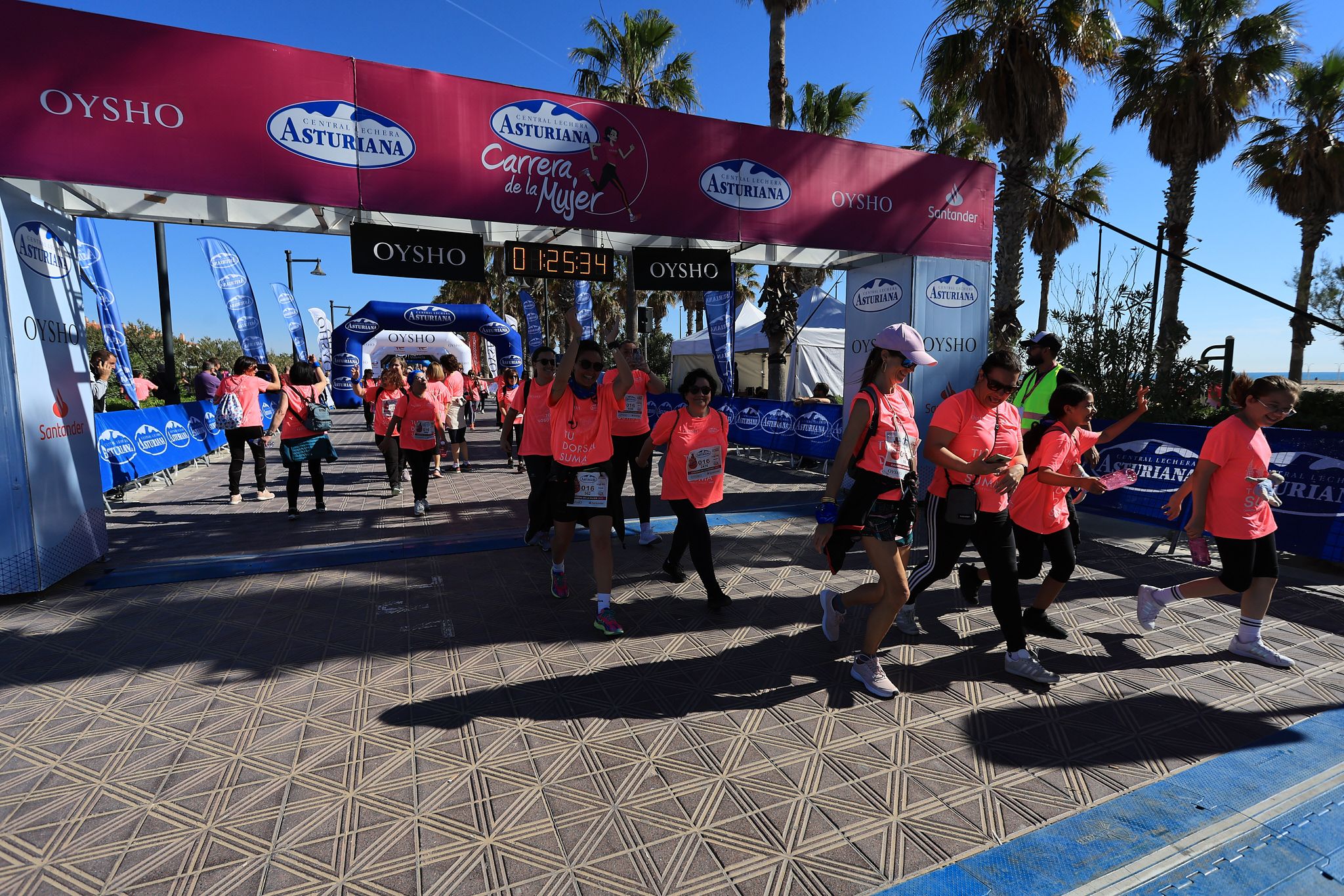 Las mejores fotos de la Carrera de la Mujer Central Lechera Asturiana de Valencia. 1076
