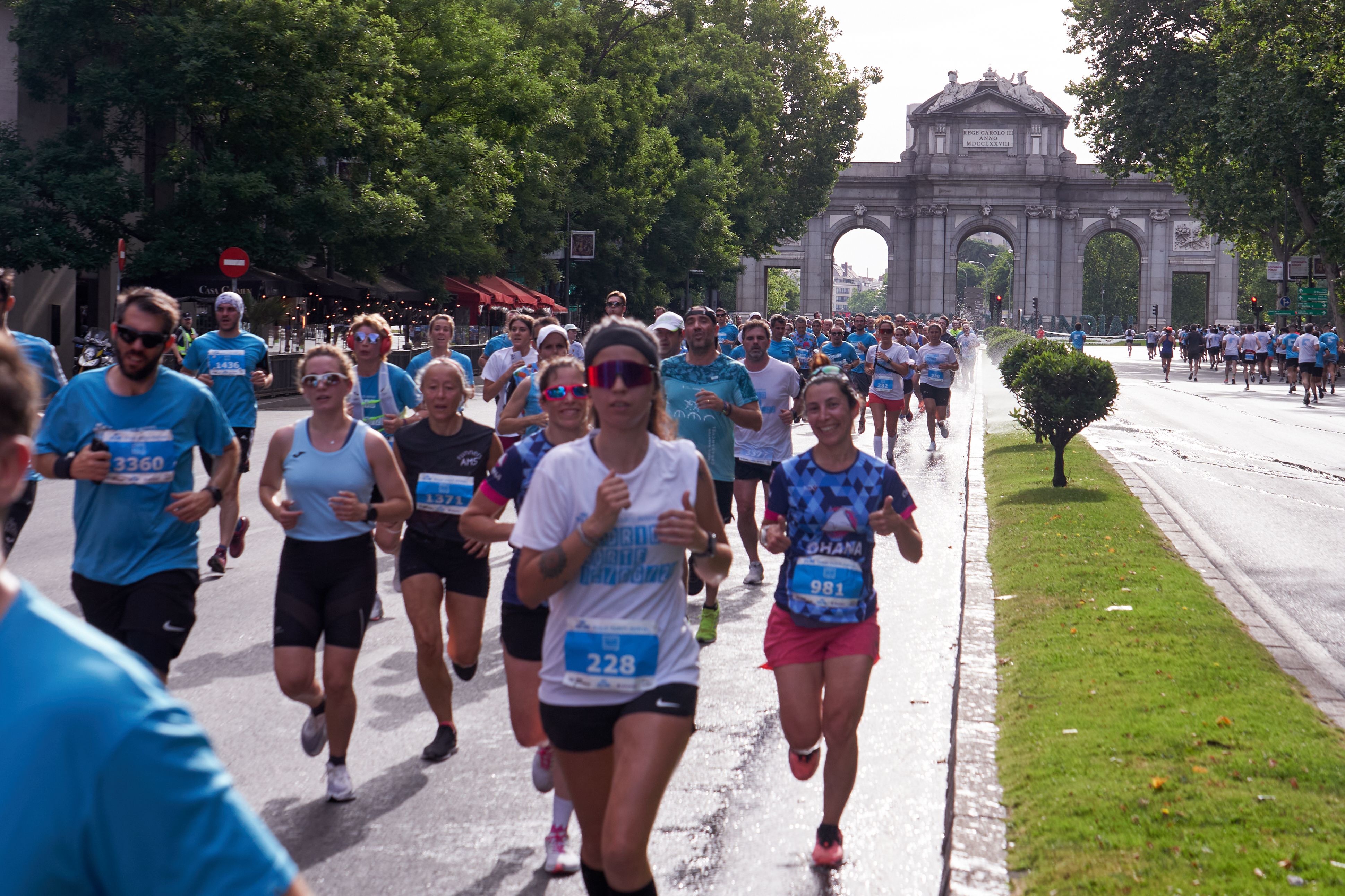 El recorrido de 10 km es muy, muy rápido, pero con muchos toques monumentales, como el paso por la Puerta de Alcalá. LAST LAP