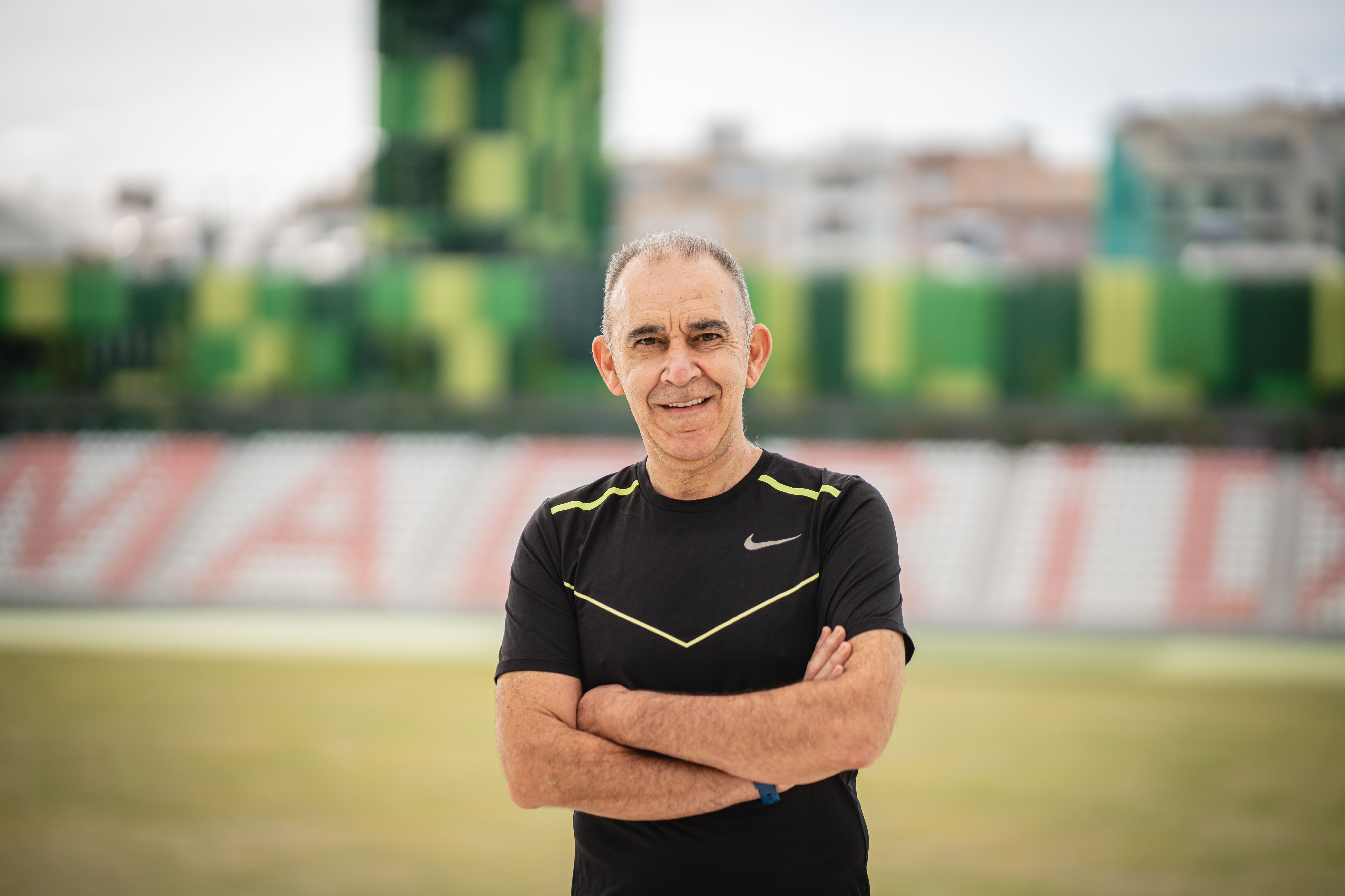 Hernán Silván se pasó los ochenta corriendo mucho y, cuando se juntaba con sus compinches toledanos, comiendo de igual manera. ¿Era la correcta nutrición para un fondista? Lo dudamos, pero mal no les fue. IZAN GALIÁN