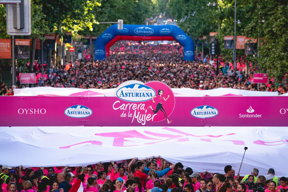 Las mejores fotos de la Carrera de la Mujer Central Lechera Asturiana de Madrid. 0113 2