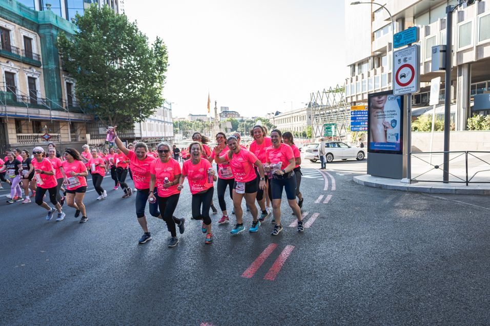 Las mejores fotos de la Carrera de la Mujer Central Lechera Asturiana de Madrid. 0742 2