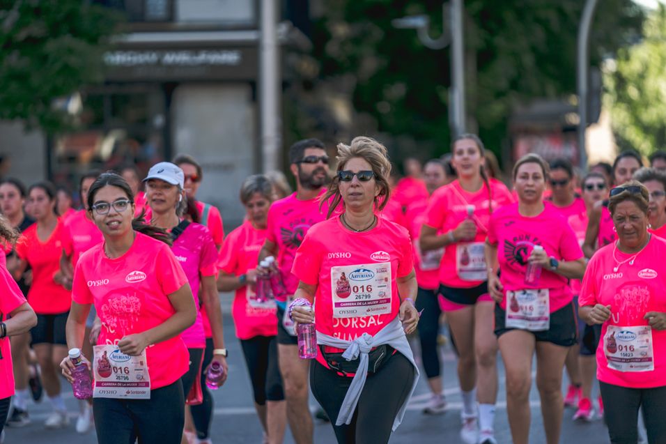Las mejores fotos de la Carrera de la Mujer Central Lechera Asturiana de Madrid. 789 2