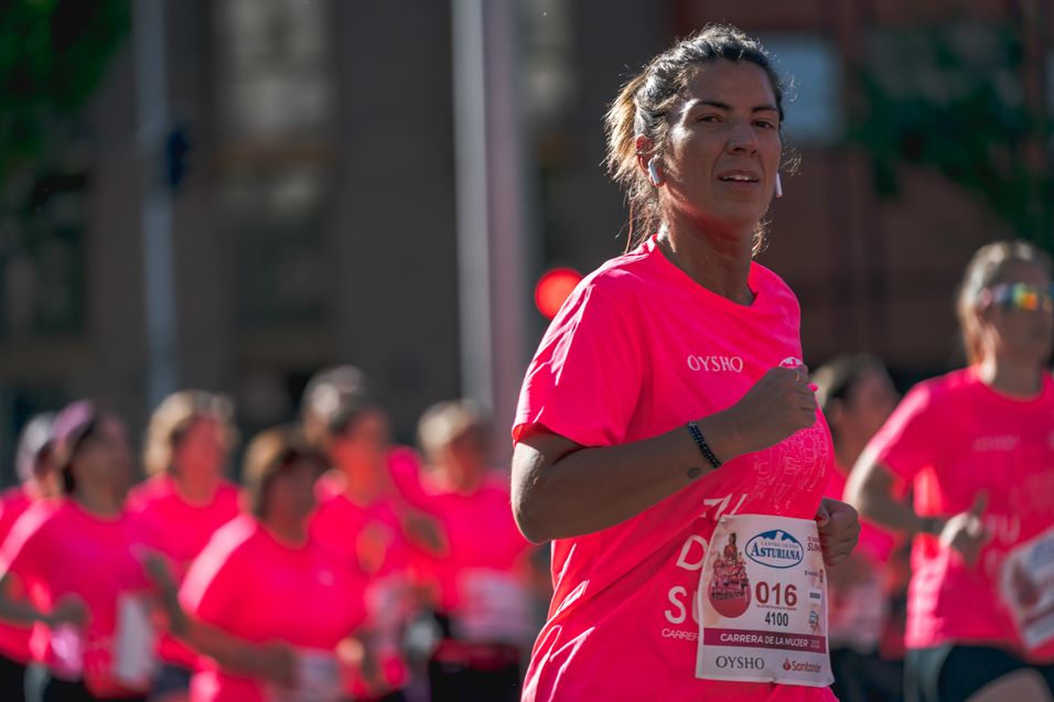 Las mejores fotos de la Carrera de la Mujer Central Lechera Asturiana de Madrid. 949 2