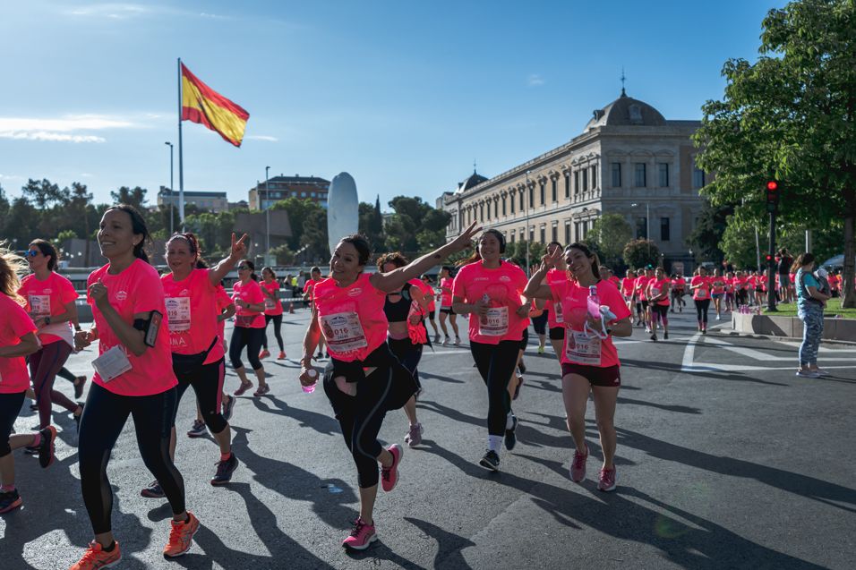 Las mejores fotos de la Carrera de la Mujer Central Lechera Asturiana de Madrid. 0704 2